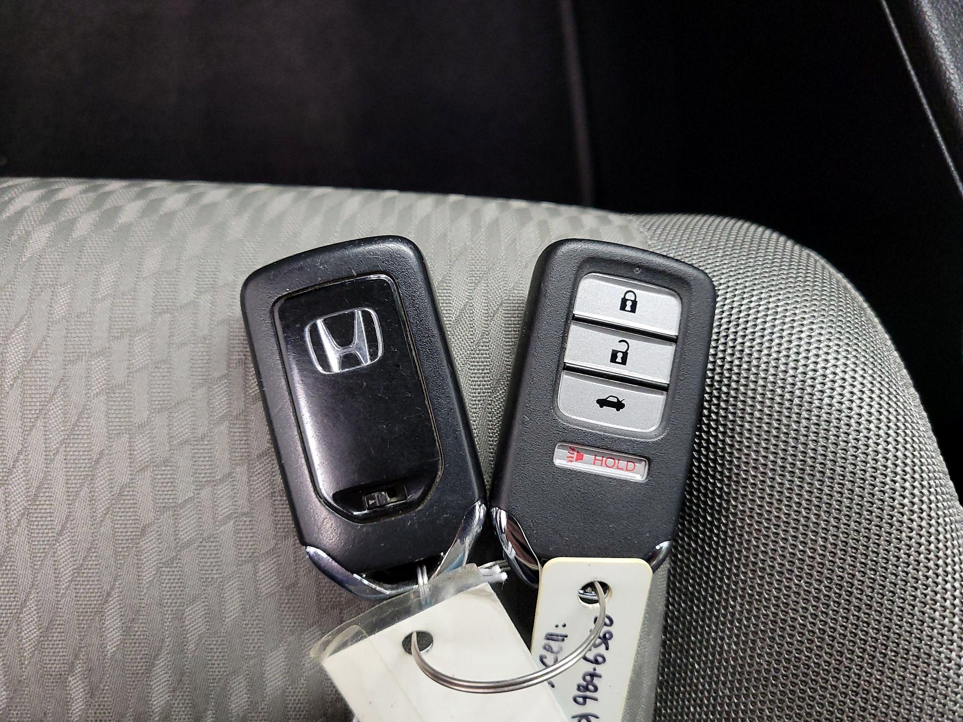 Thumbnail: 2015 Honda Civic - 18