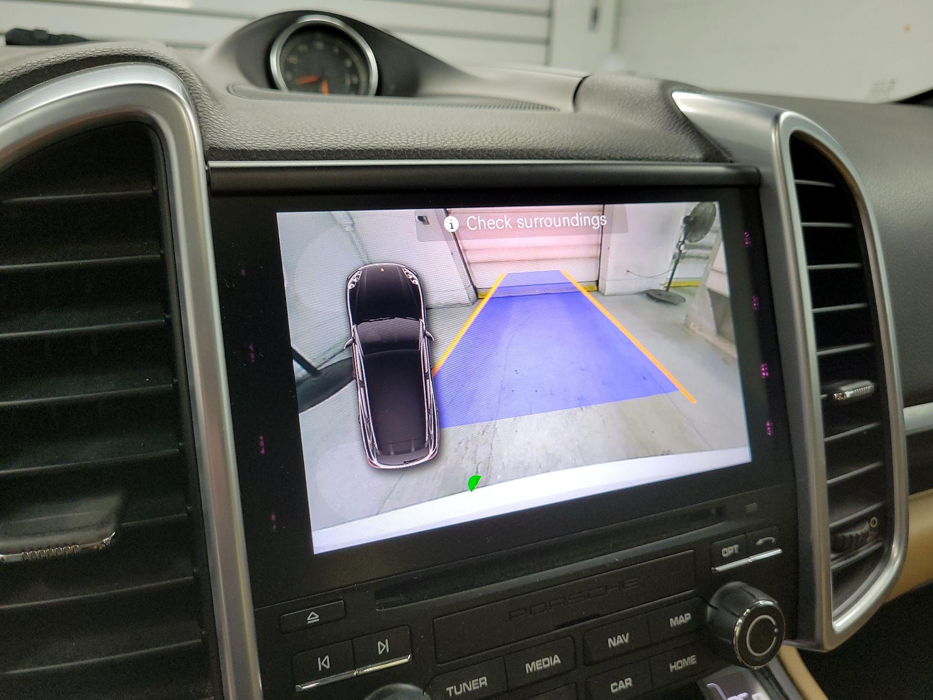 Thumbnail: 2017 Porsche Cayenne - 15