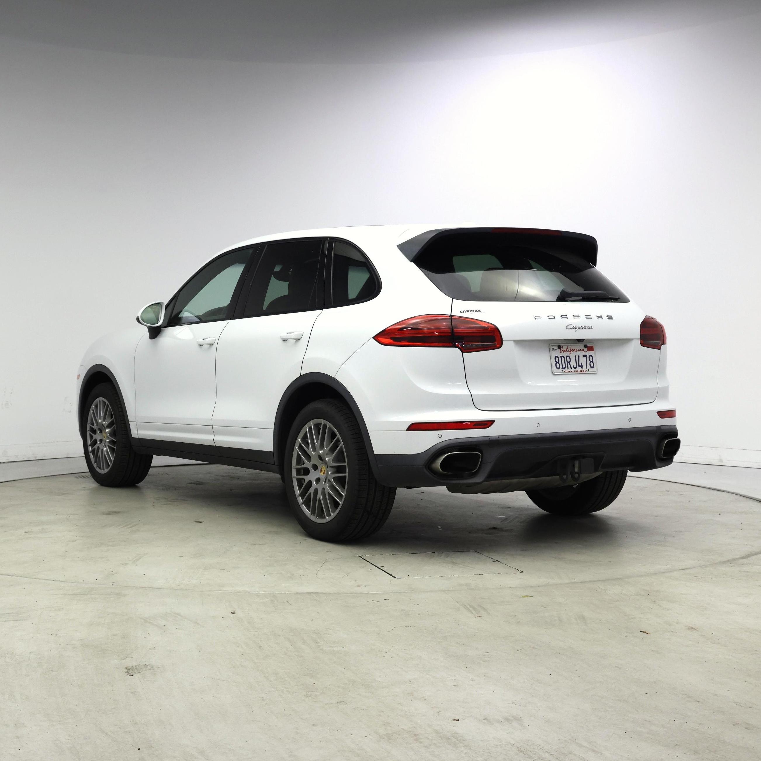 Thumbnail: 2017 Porsche Cayenne - 2