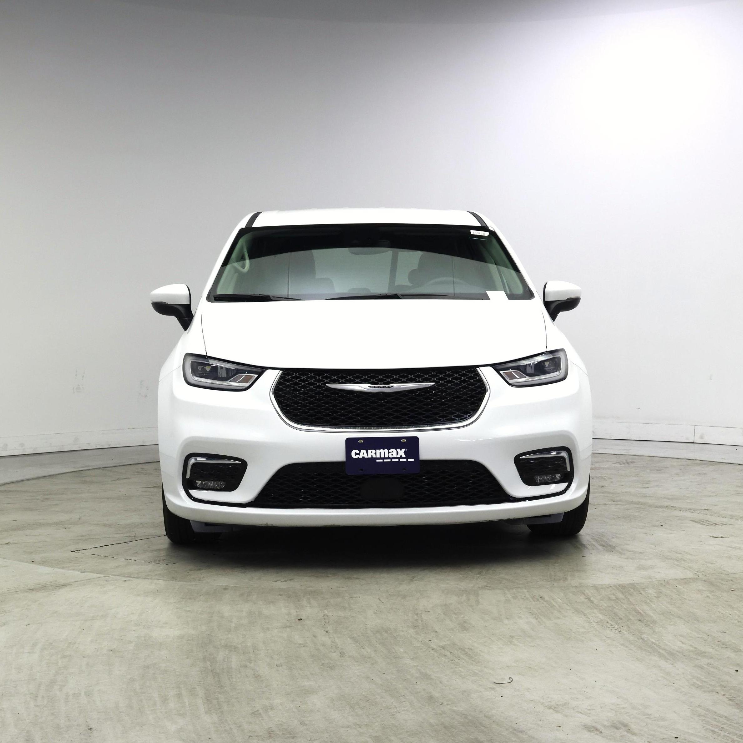 Thumbnail: 2023 Chrysler Pacifica - 5