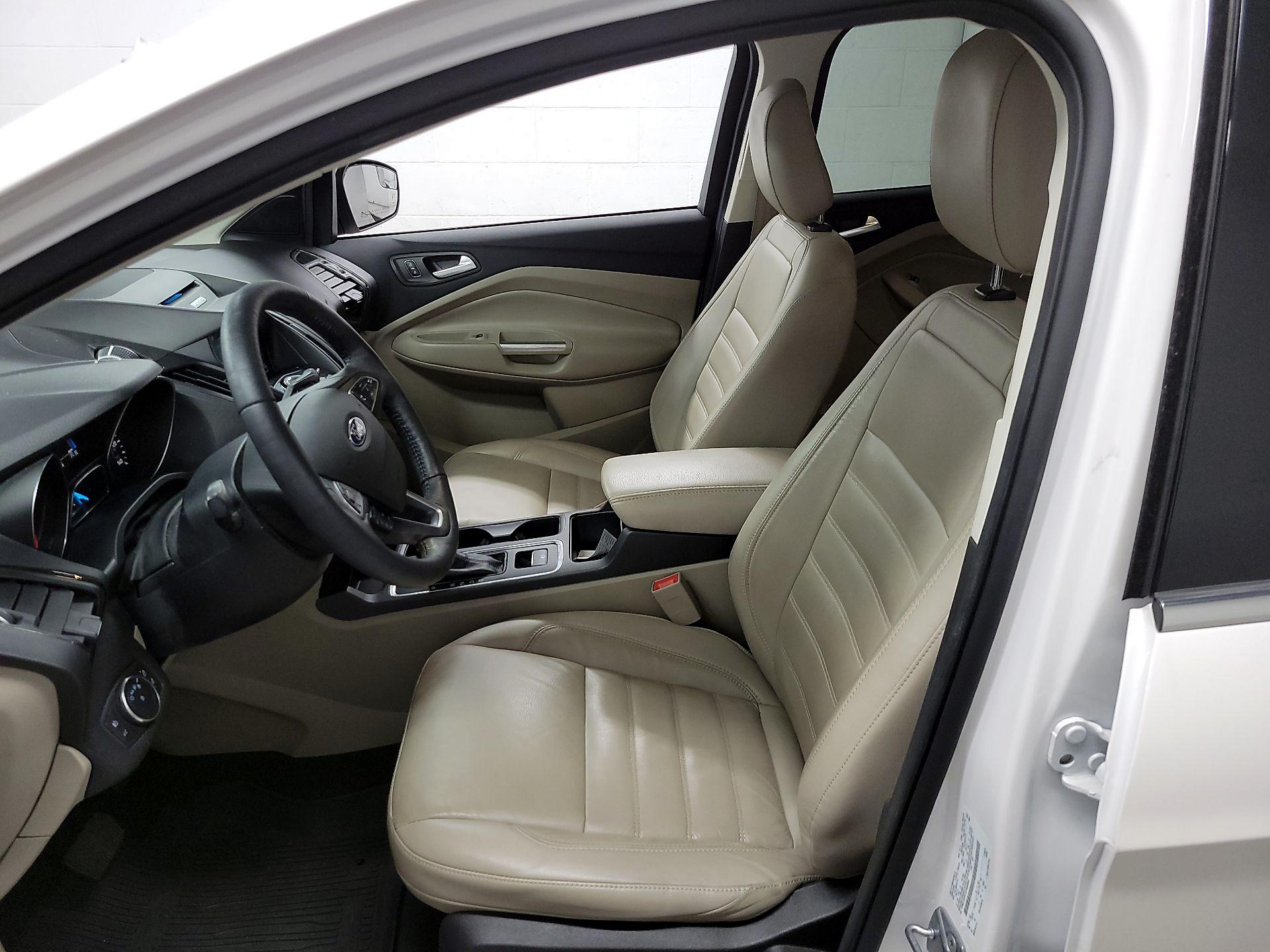 Thumbnail: 2018 Ford Escape - 9