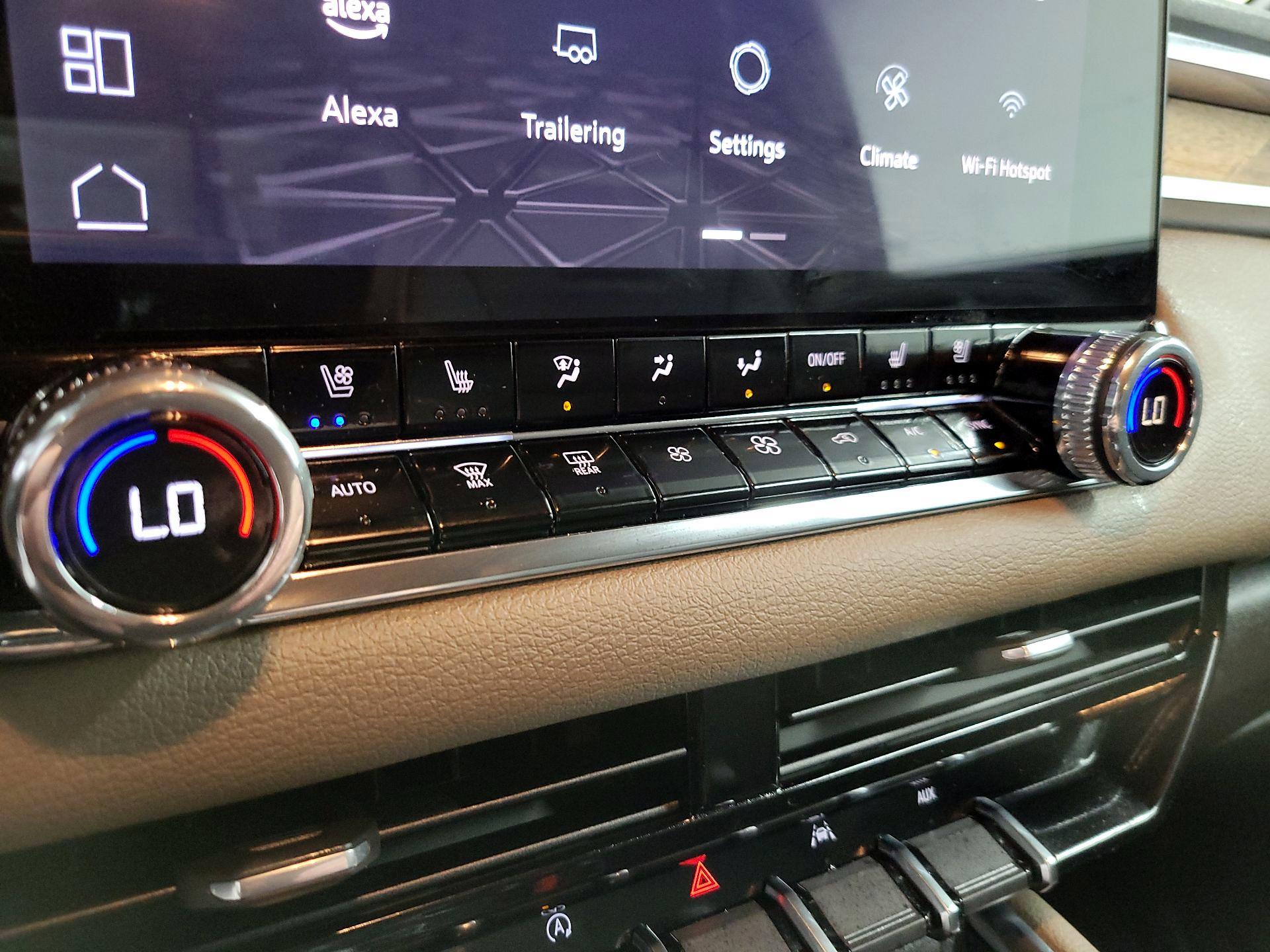 Thumbnail: 2025 GMC Canyon - 14