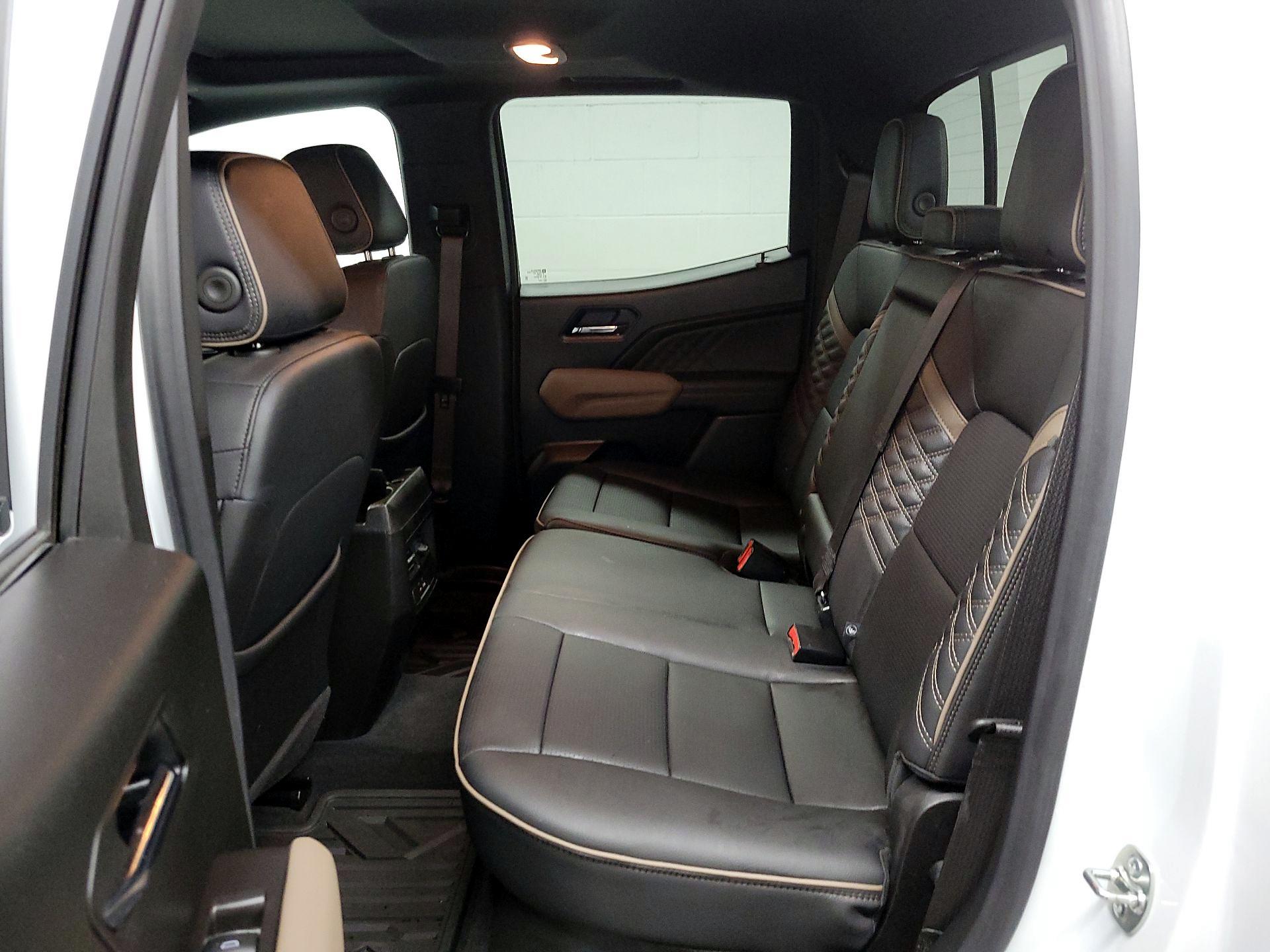 Thumbnail: 2025 GMC Canyon - 16