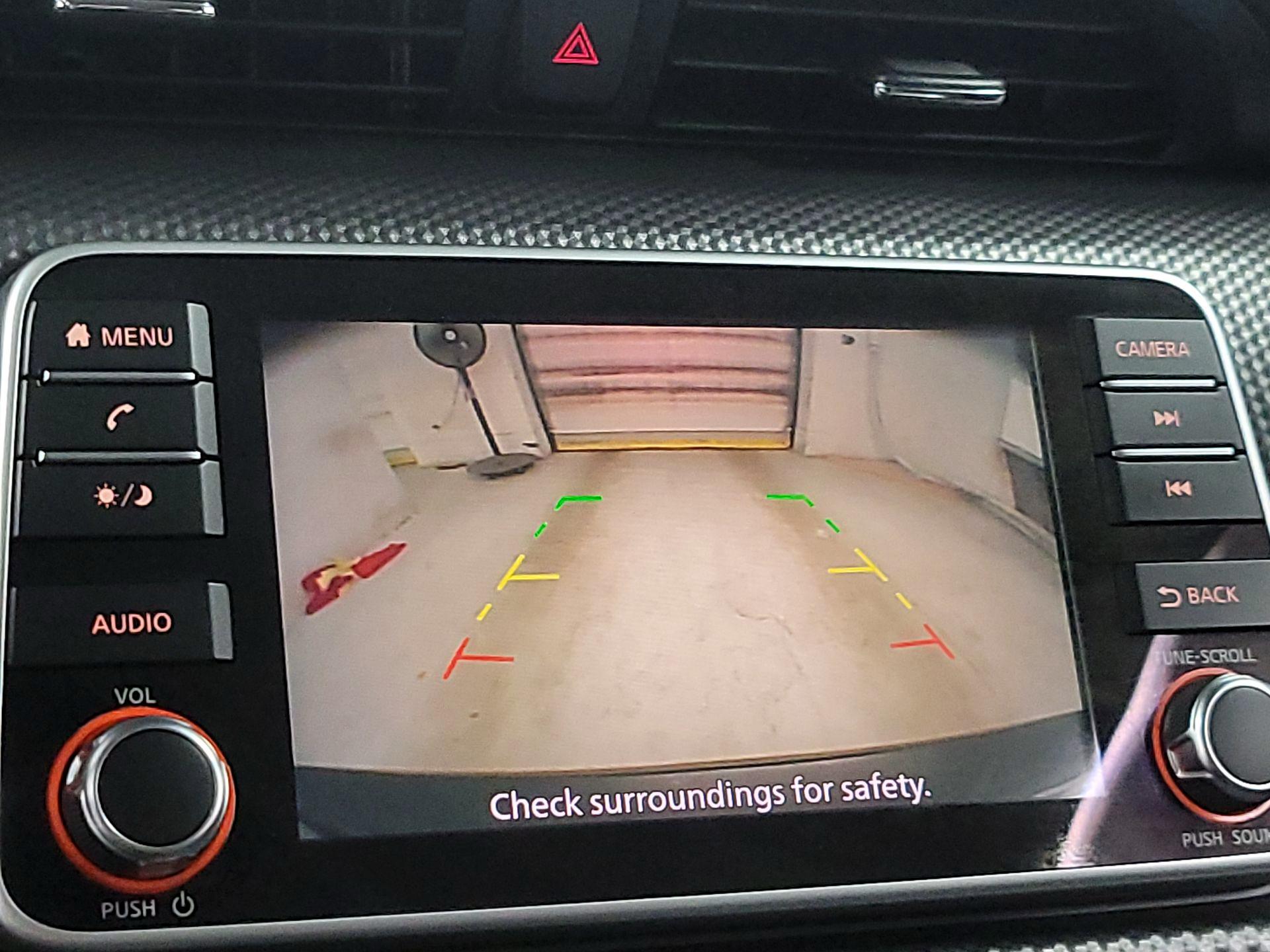 Thumbnail: 2019 Nissan Kicks - 11