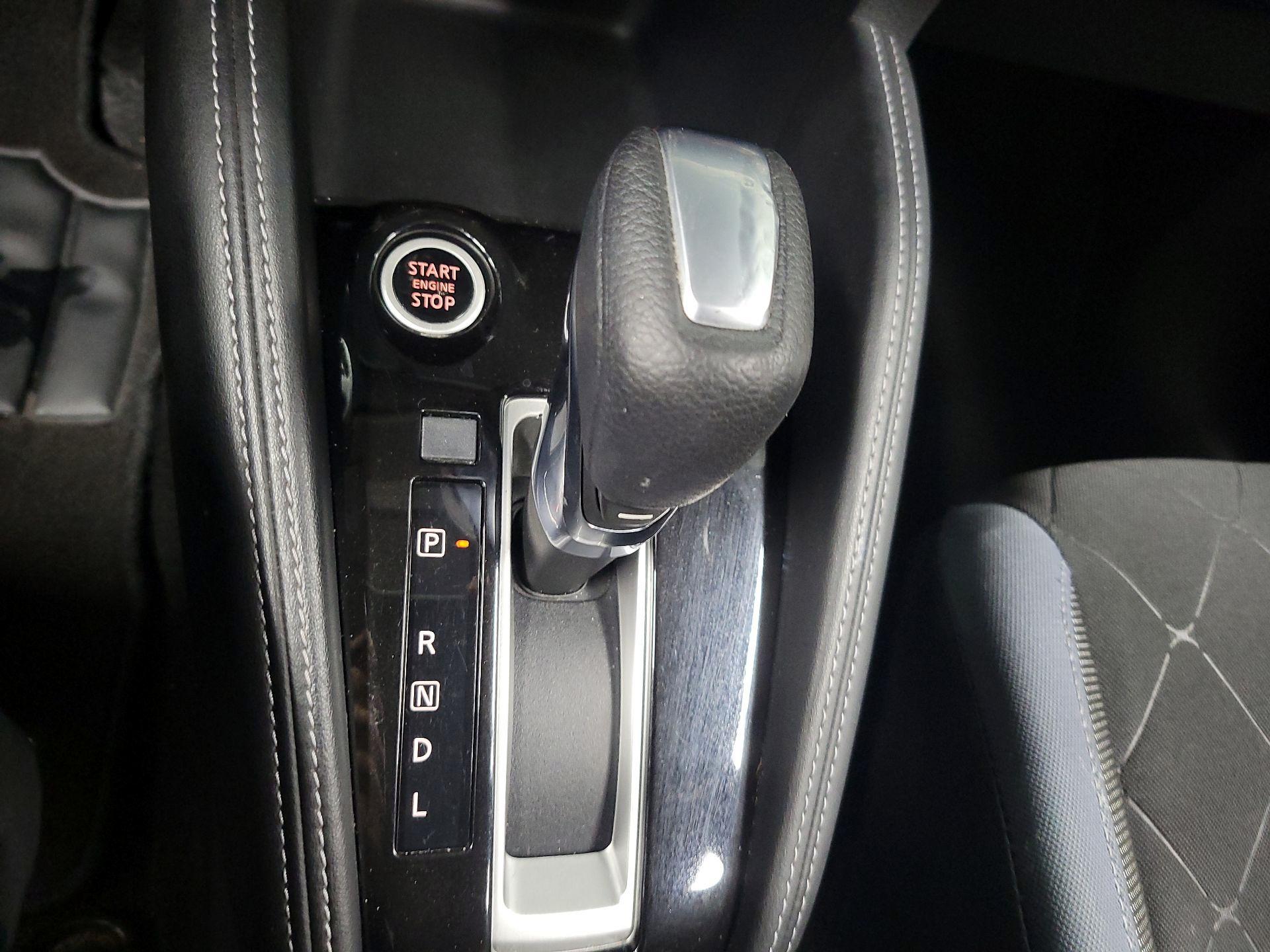 Thumbnail: 2019 Nissan Kicks - 14