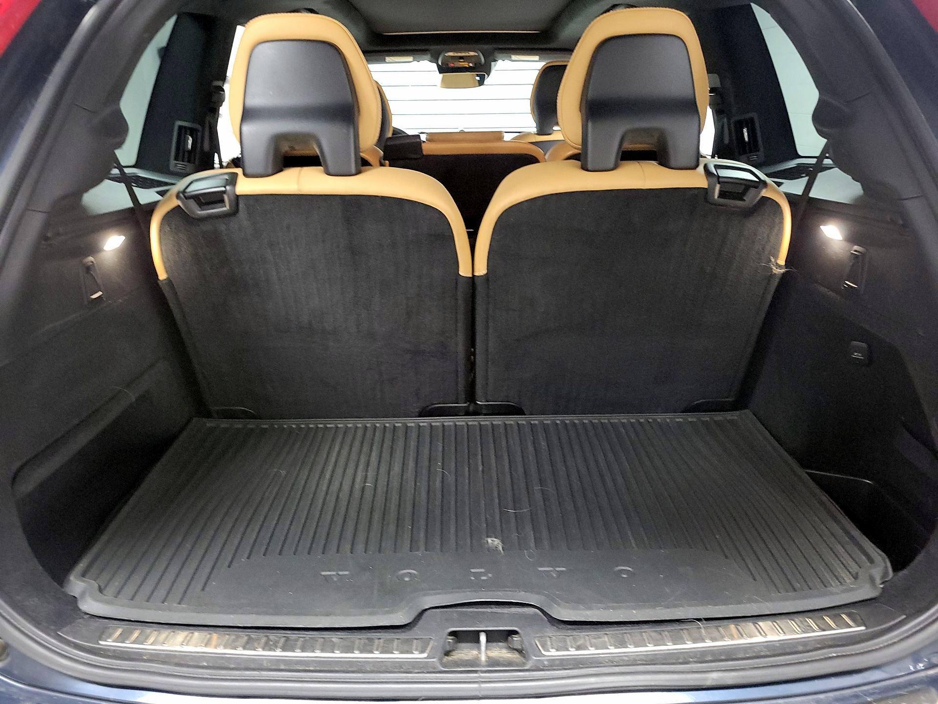 Thumbnail: 2019 Volvo XC90 - 15