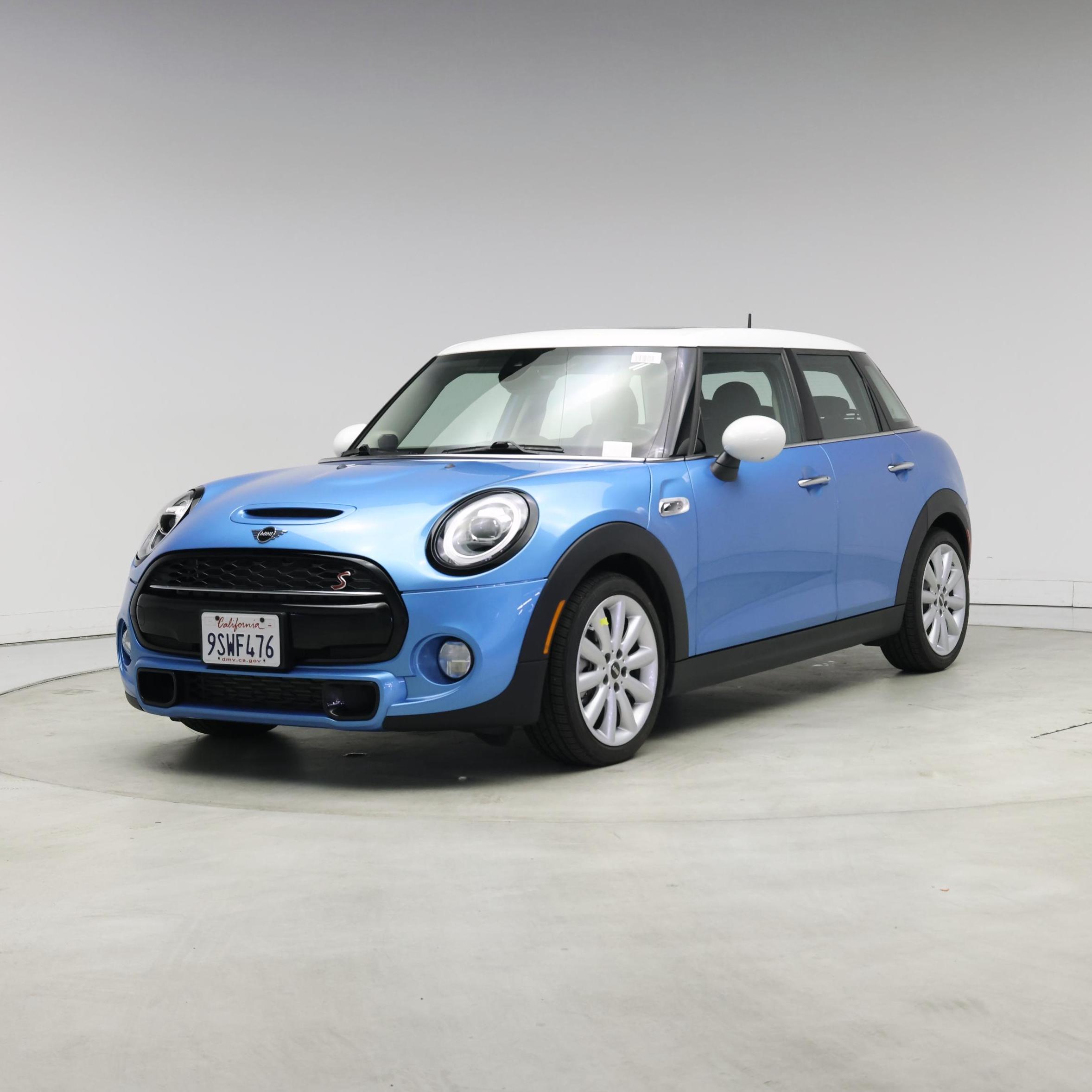 Thumbnail: 2019 MINI Cooper Hardtop - 4