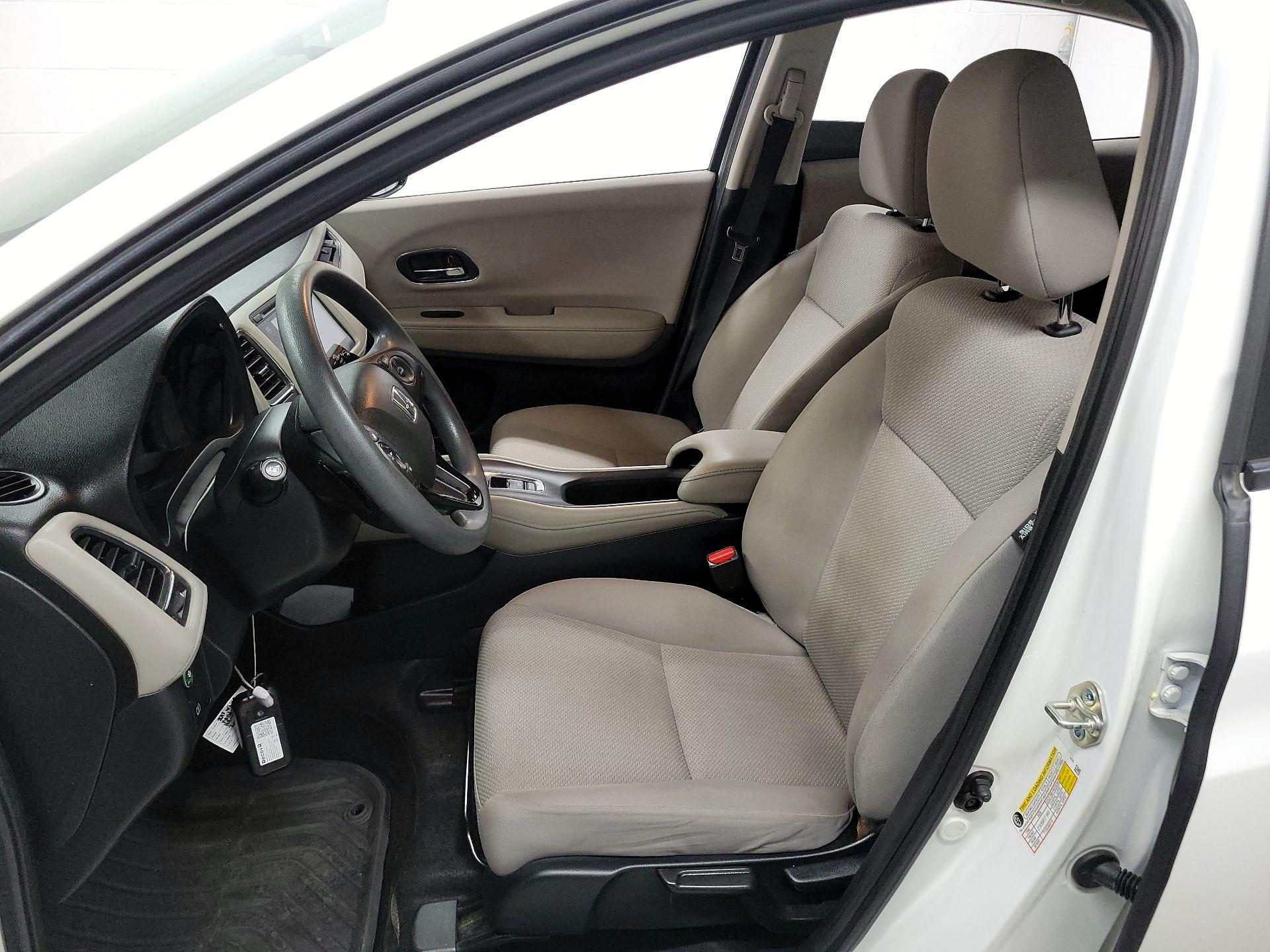 Thumbnail: 2018 Honda HR-V - 9