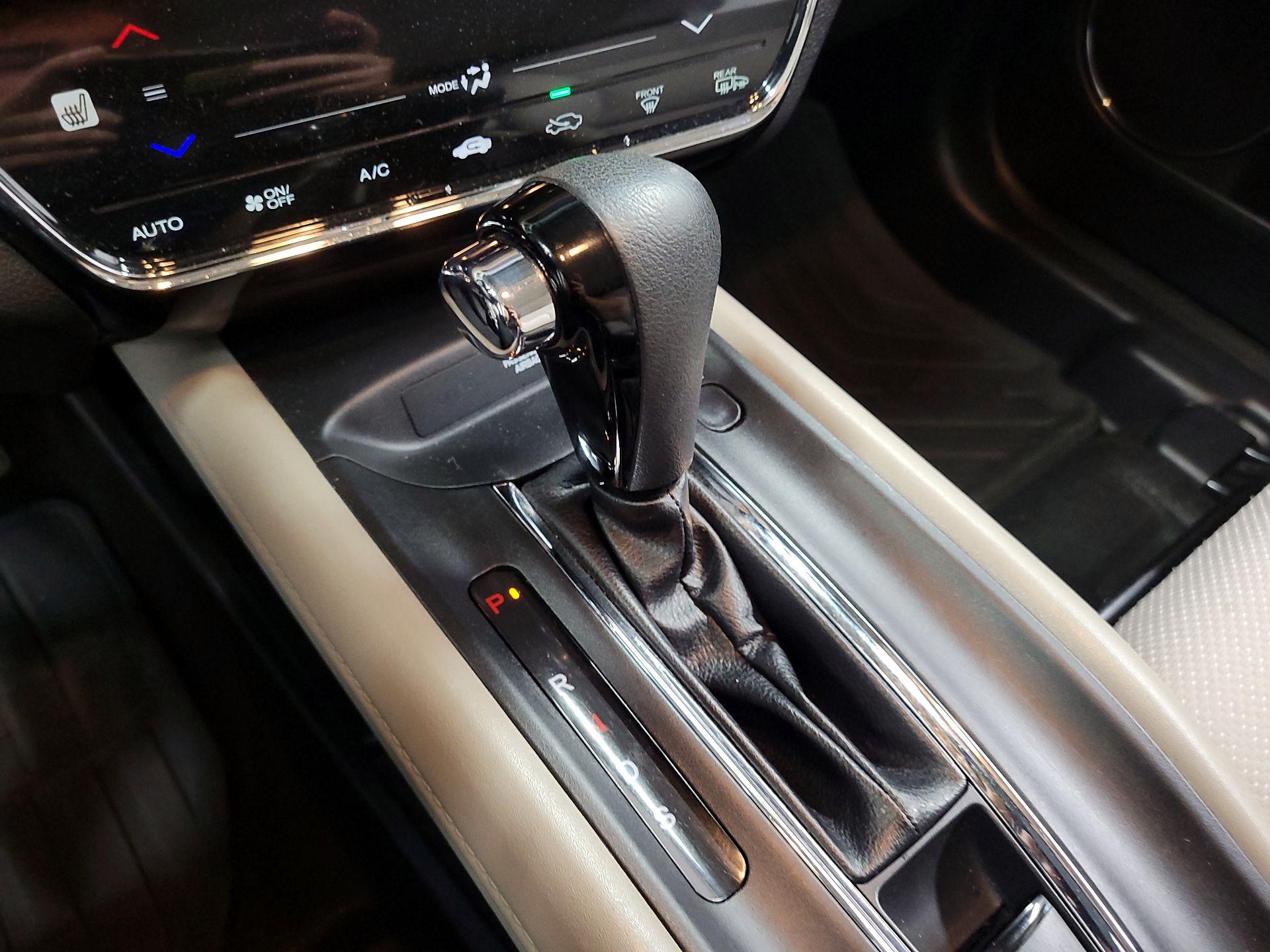 Thumbnail: 2018 Honda HR-V - 13