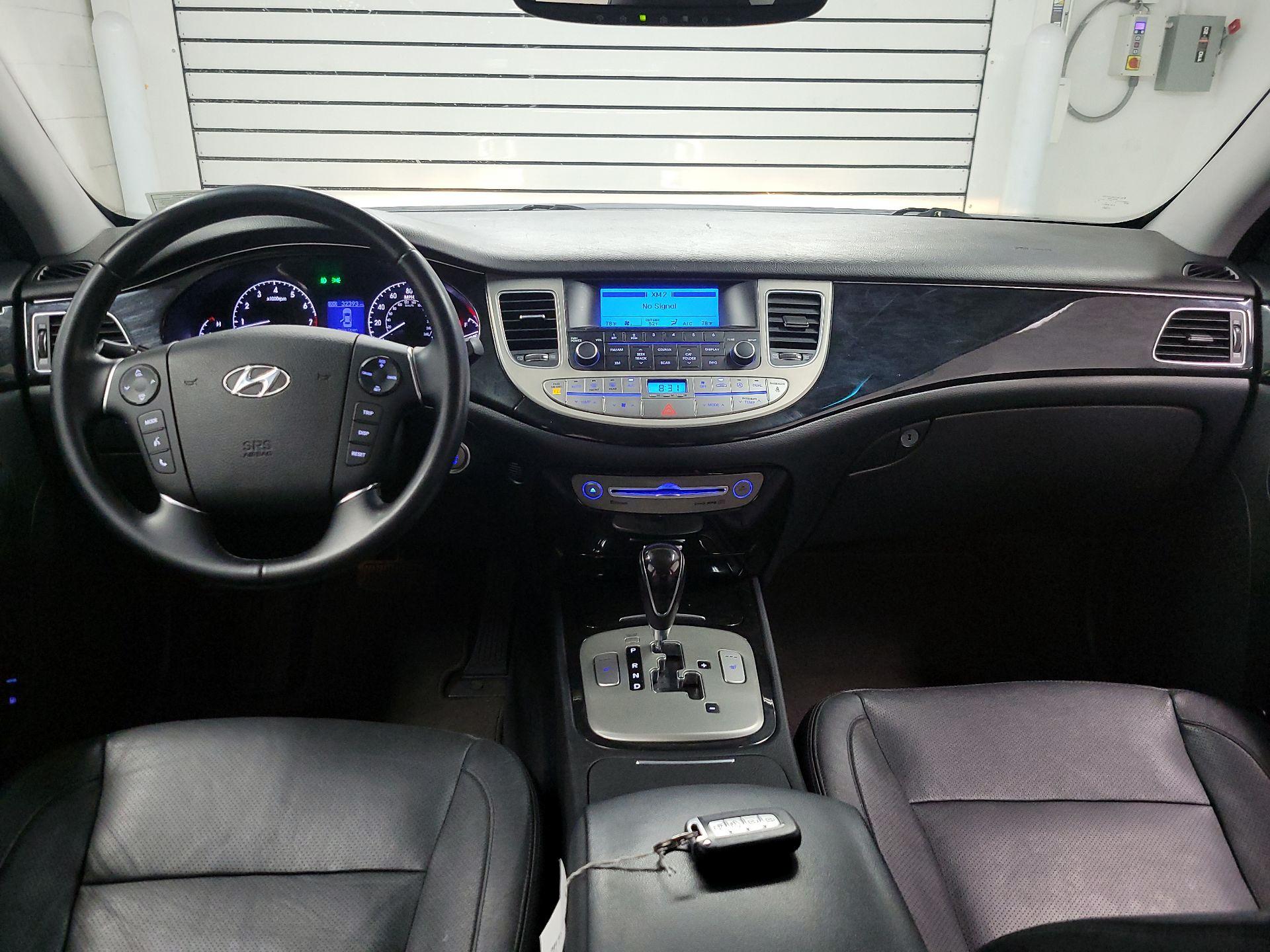 Thumbnail: 2014 Hyundai Genesis - 8