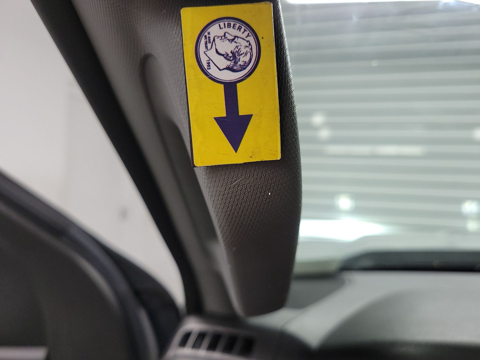 Thumbnail: 2020 Chevrolet Silverado 1500 - 19