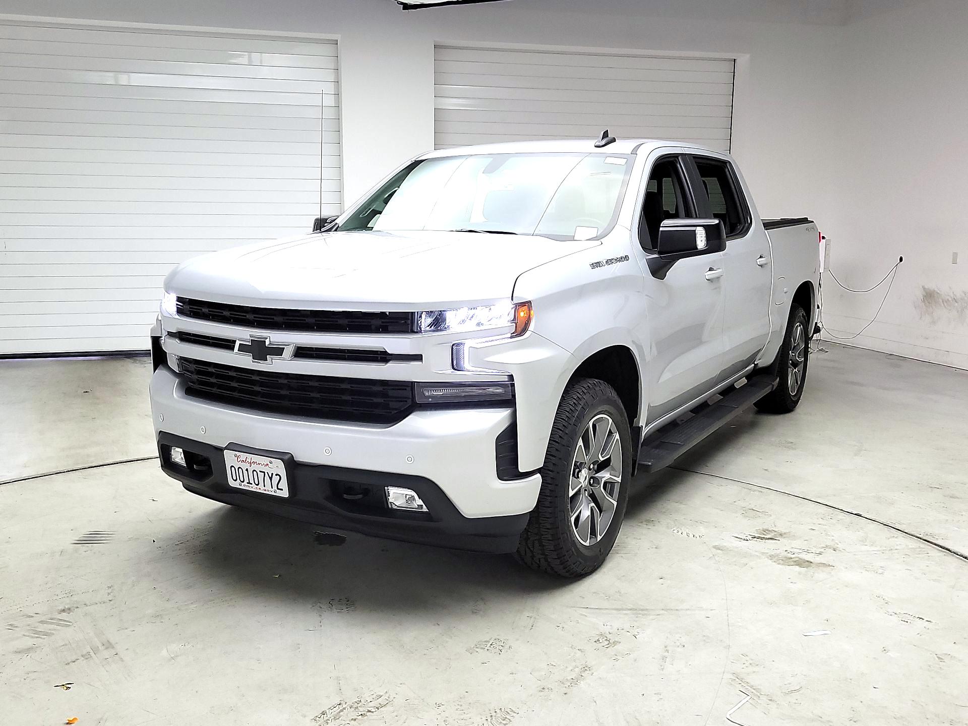 Thumbnail: 2020 Chevrolet Silverado 1500 - 3