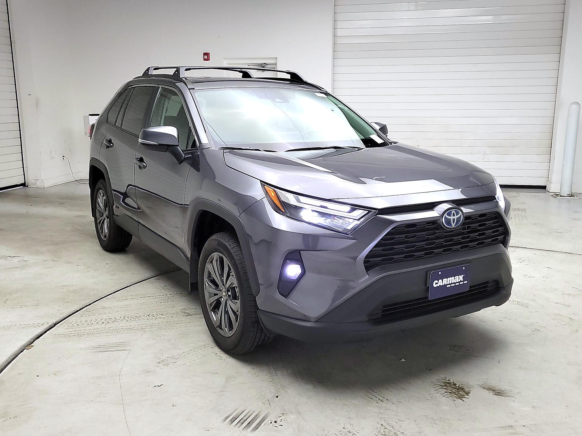 Thumbnail: 2024 Toyota RAV4 - 1