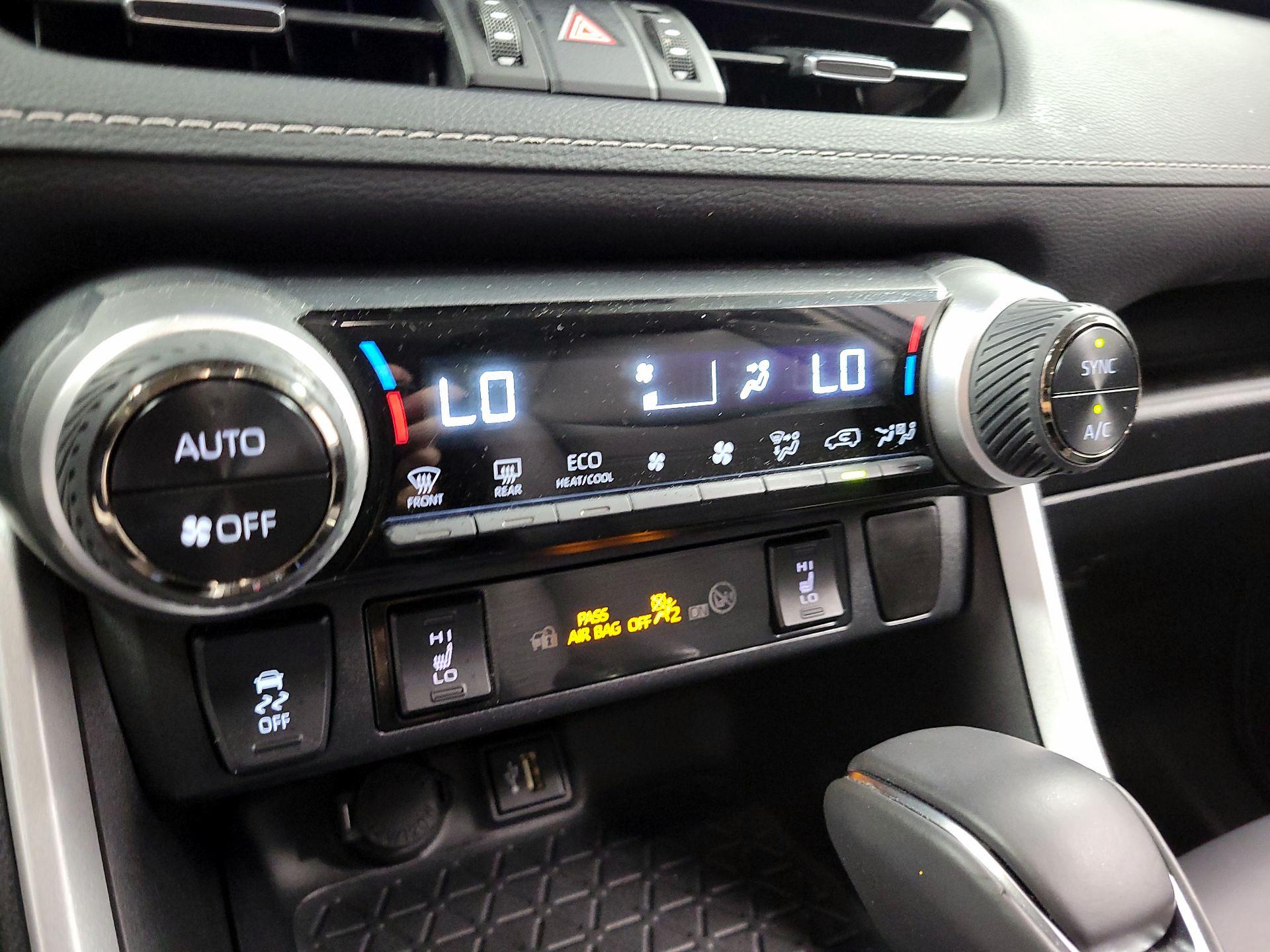 Thumbnail: 2024 Toyota RAV4 - 12