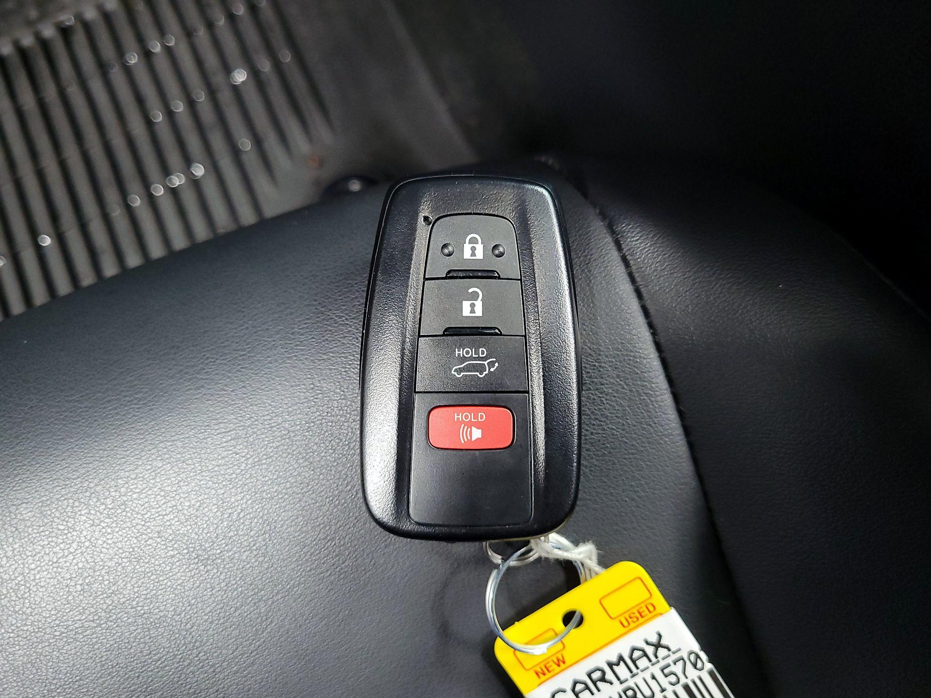 Thumbnail: 2024 Toyota RAV4 - 17