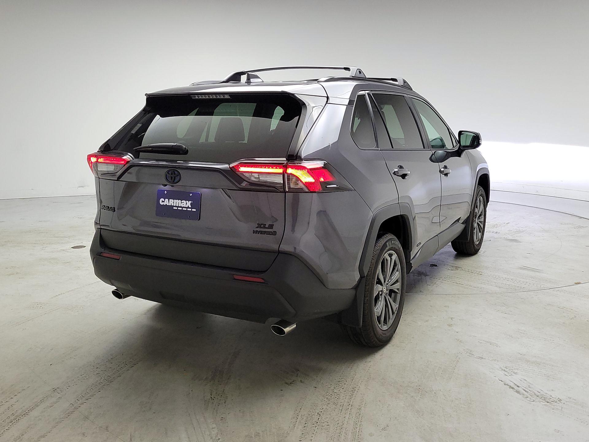 Thumbnail: 2024 Toyota RAV4 - 5