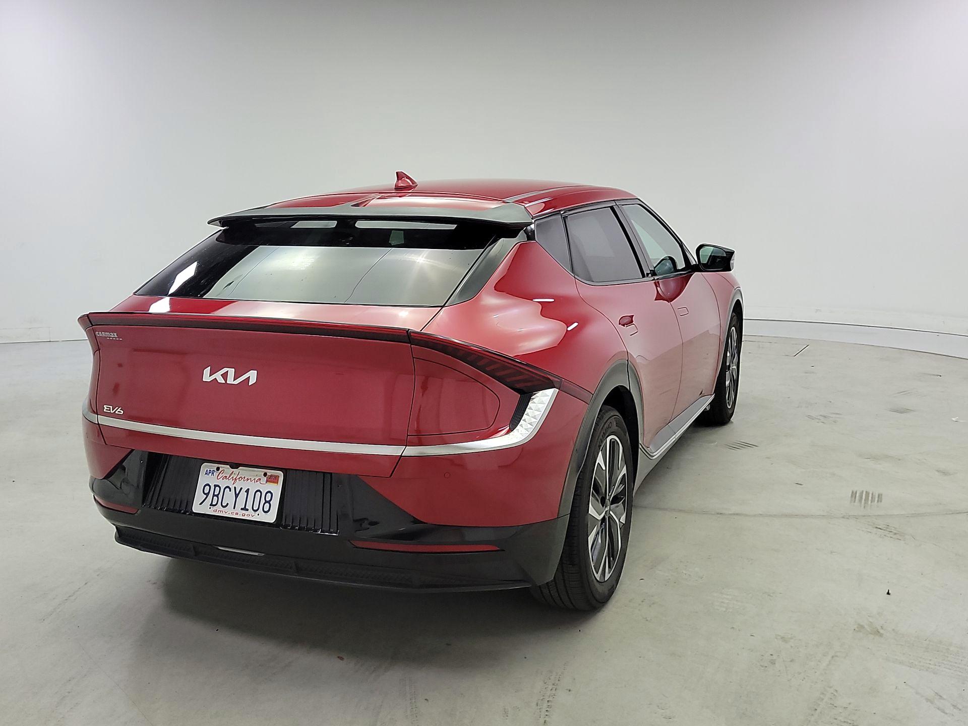 Thumbnail: 2022 Kia EV6 - 5