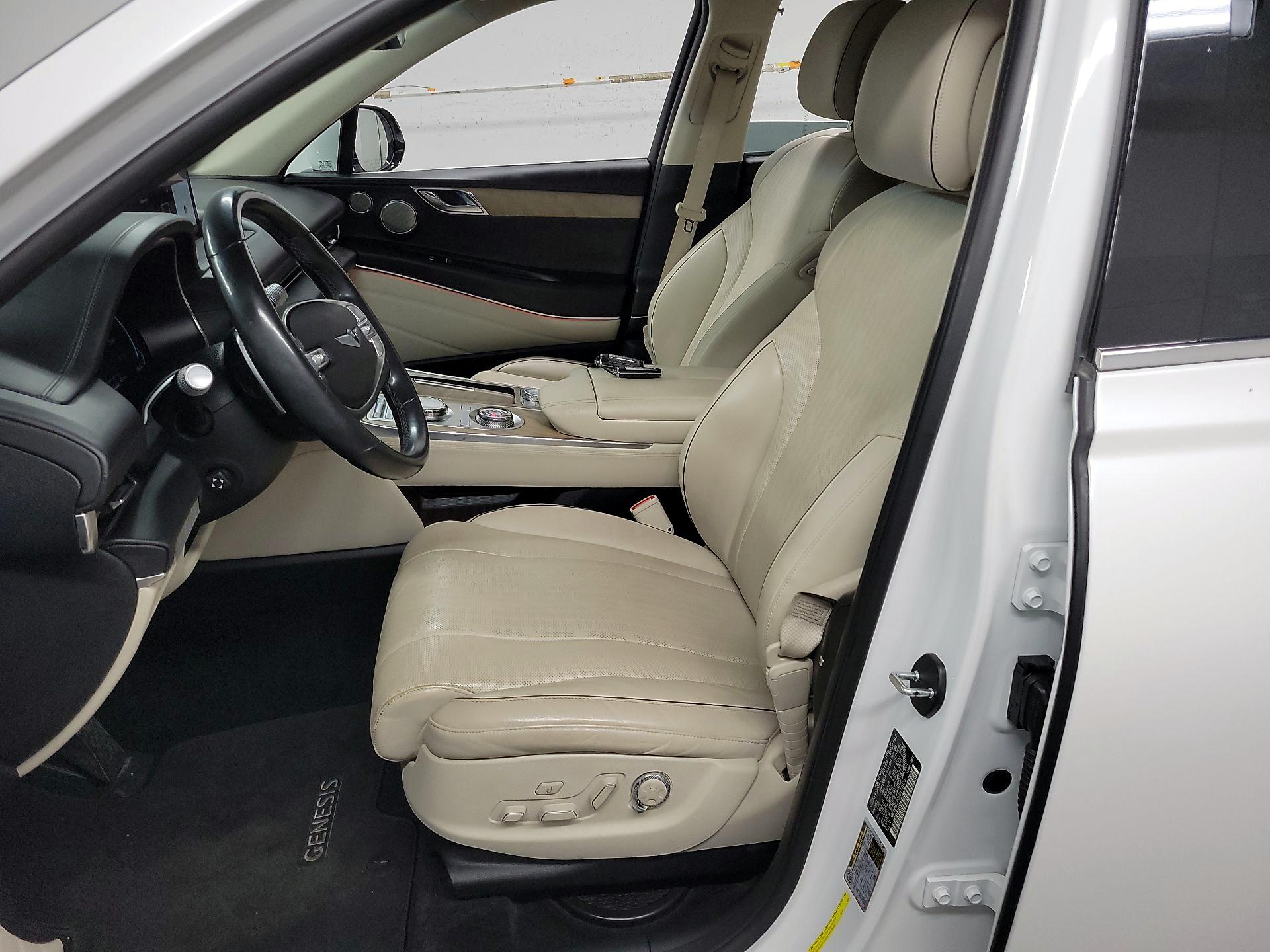 Thumbnail: 2023 Genesis GV80 - 11