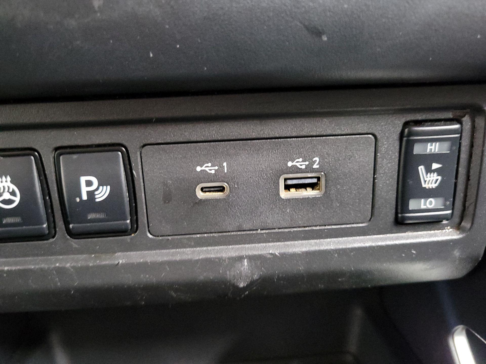 Thumbnail: 2022 Nissan Frontier - 18