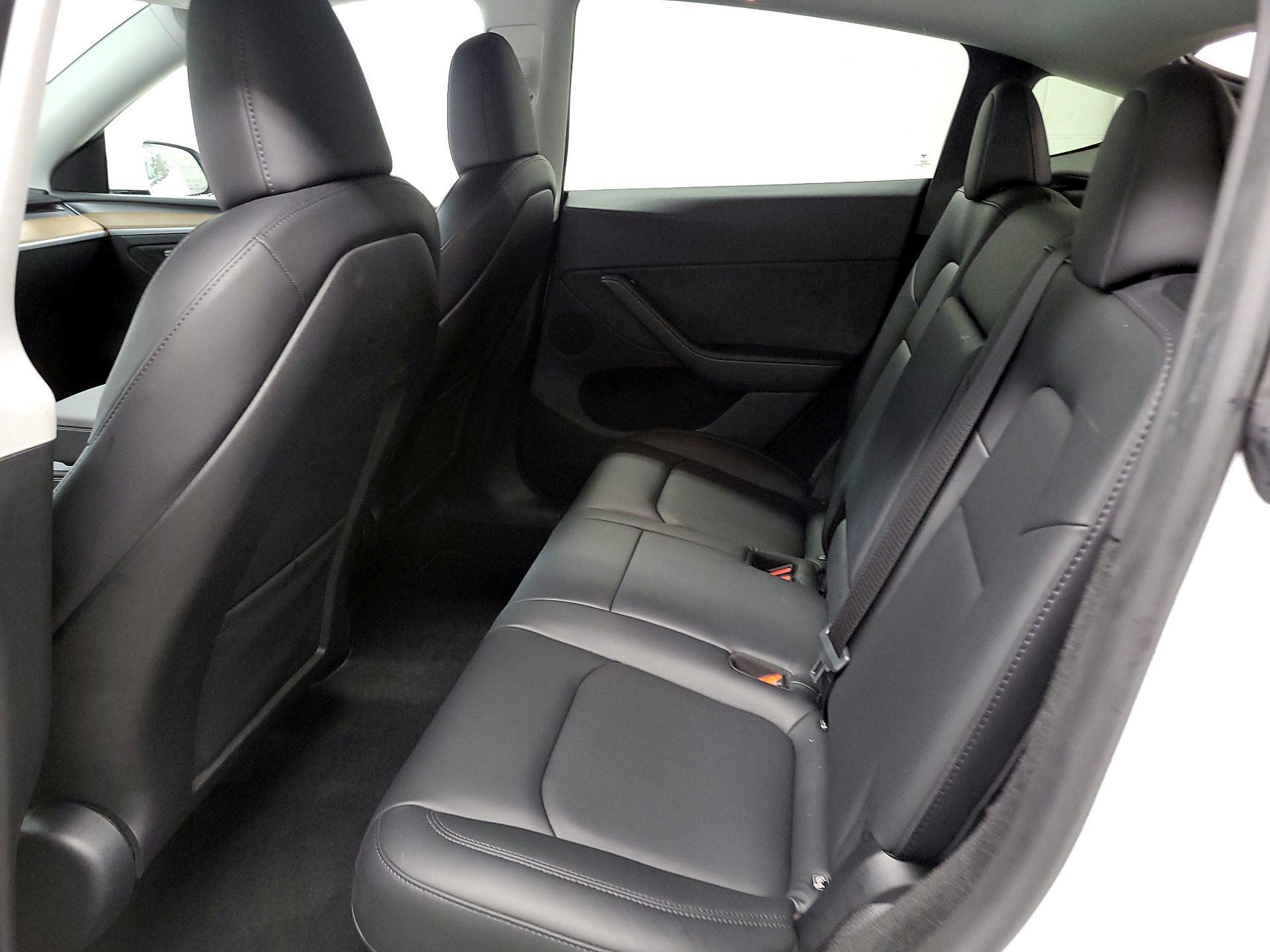 Thumbnail: 2023 Tesla Model Y - 18