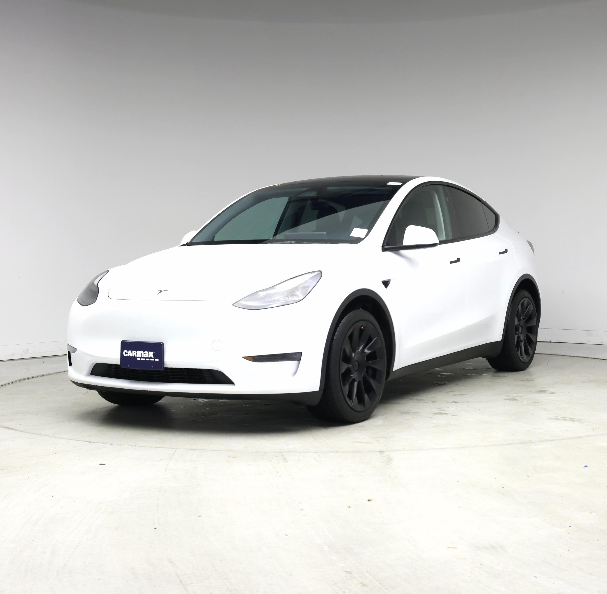 Thumbnail: 2023 Tesla Model Y - 4