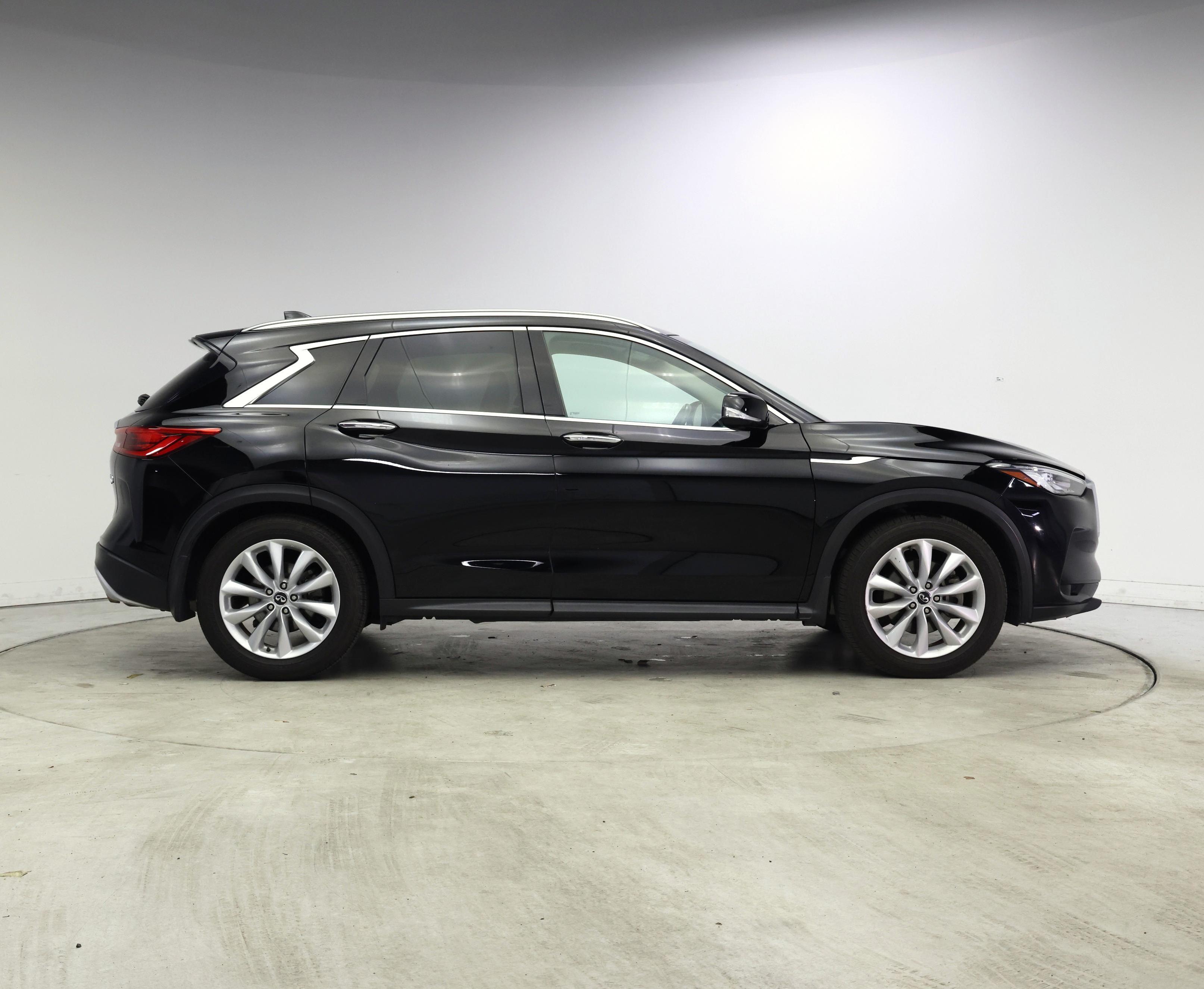 Thumbnail: 2019 INFINITI QX50 - 7