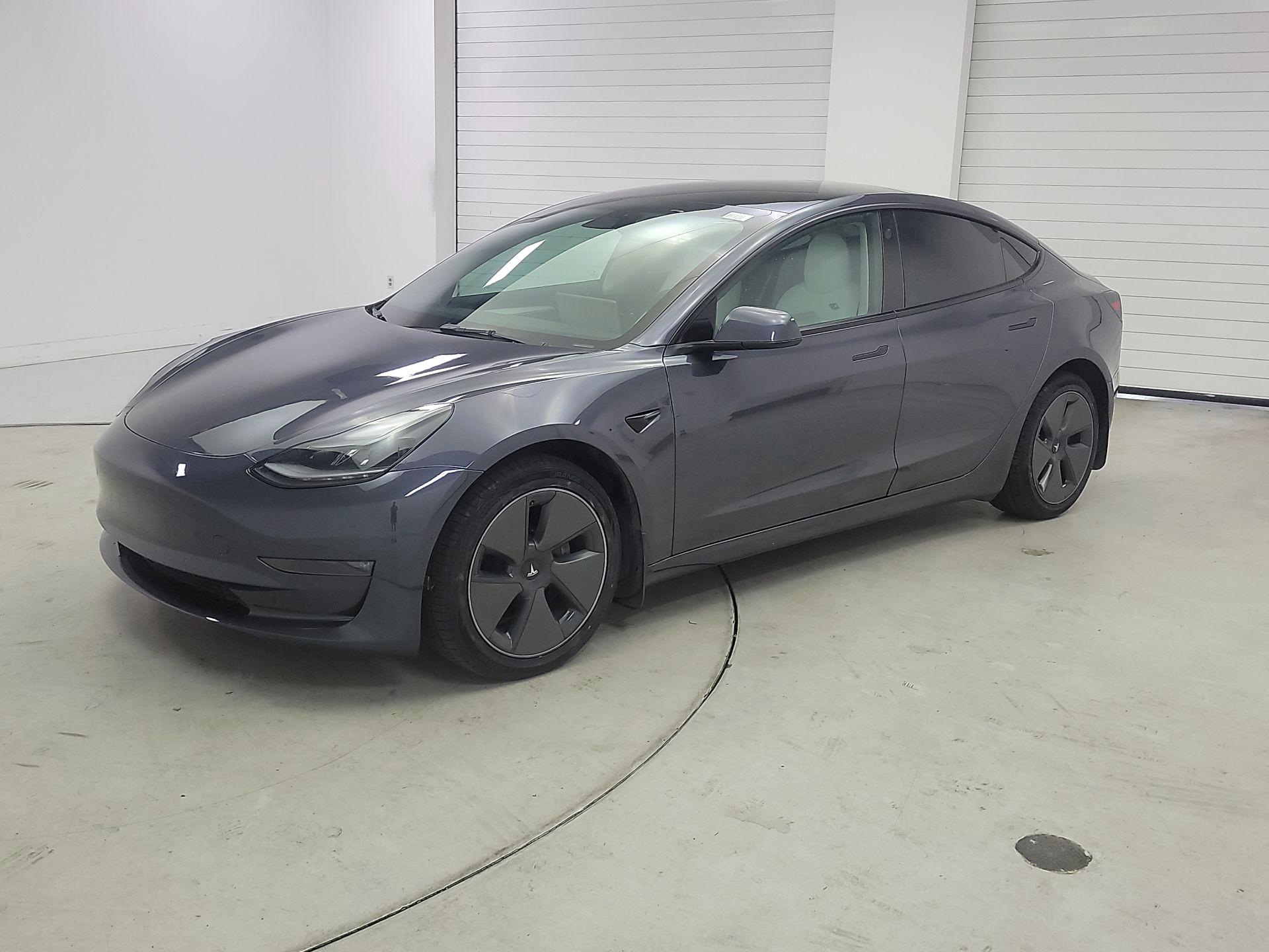 Thumbnail: 2022 Tesla Model 3 - 3