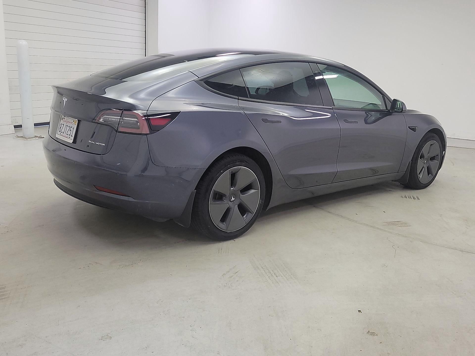 Thumbnail: 2022 Tesla Model 3 - 5