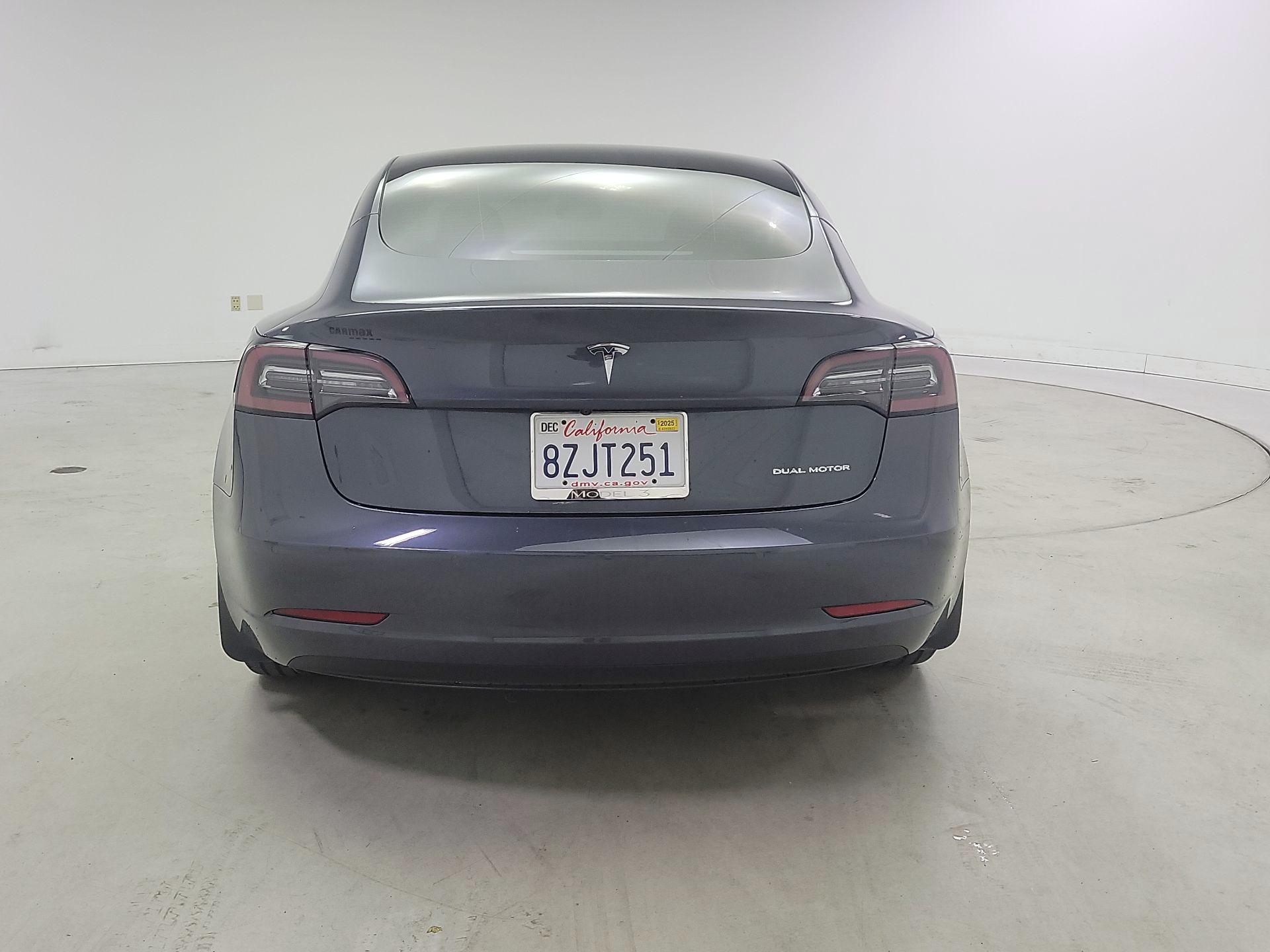 Thumbnail: 2022 Tesla Model 3 - 6