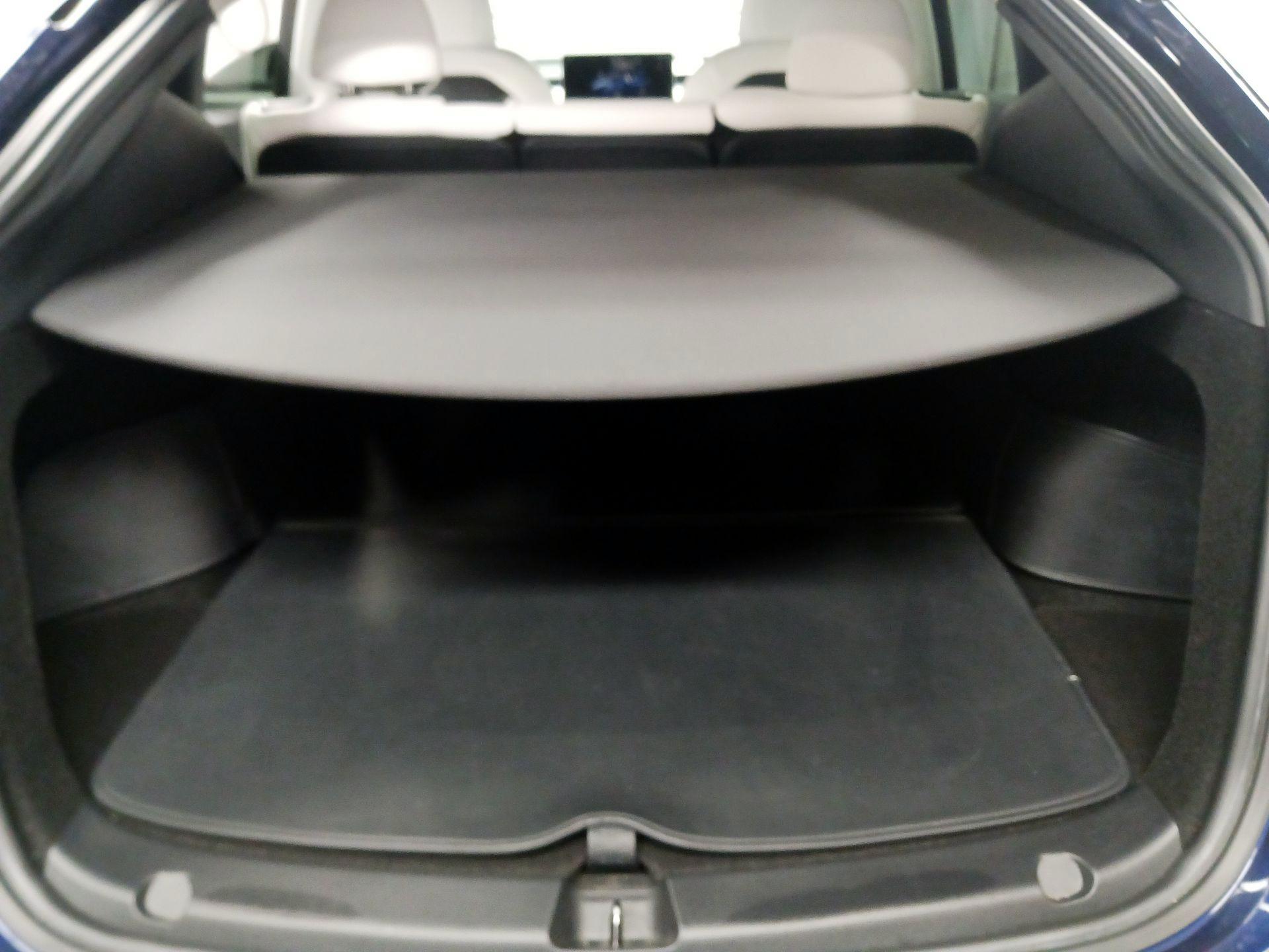 Thumbnail: 2023 Tesla Model Y - 14