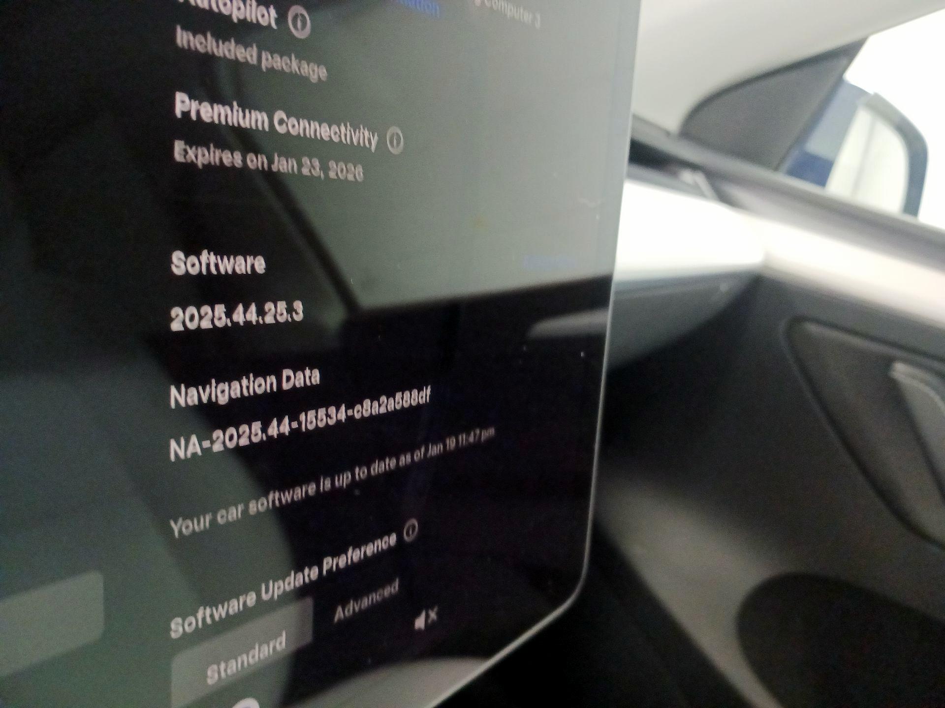 Thumbnail: 2023 Tesla Model Y - 15