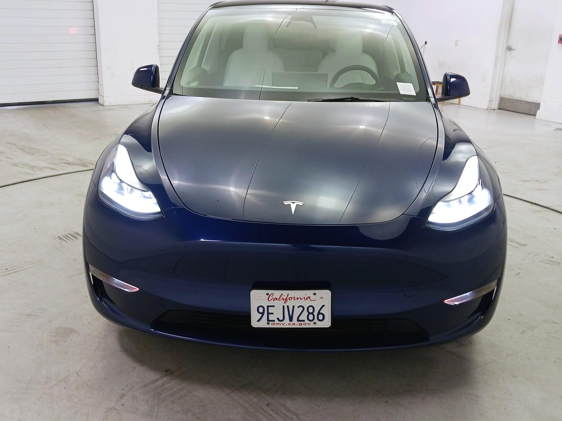 Thumbnail: 2023 Tesla Model Y - 2