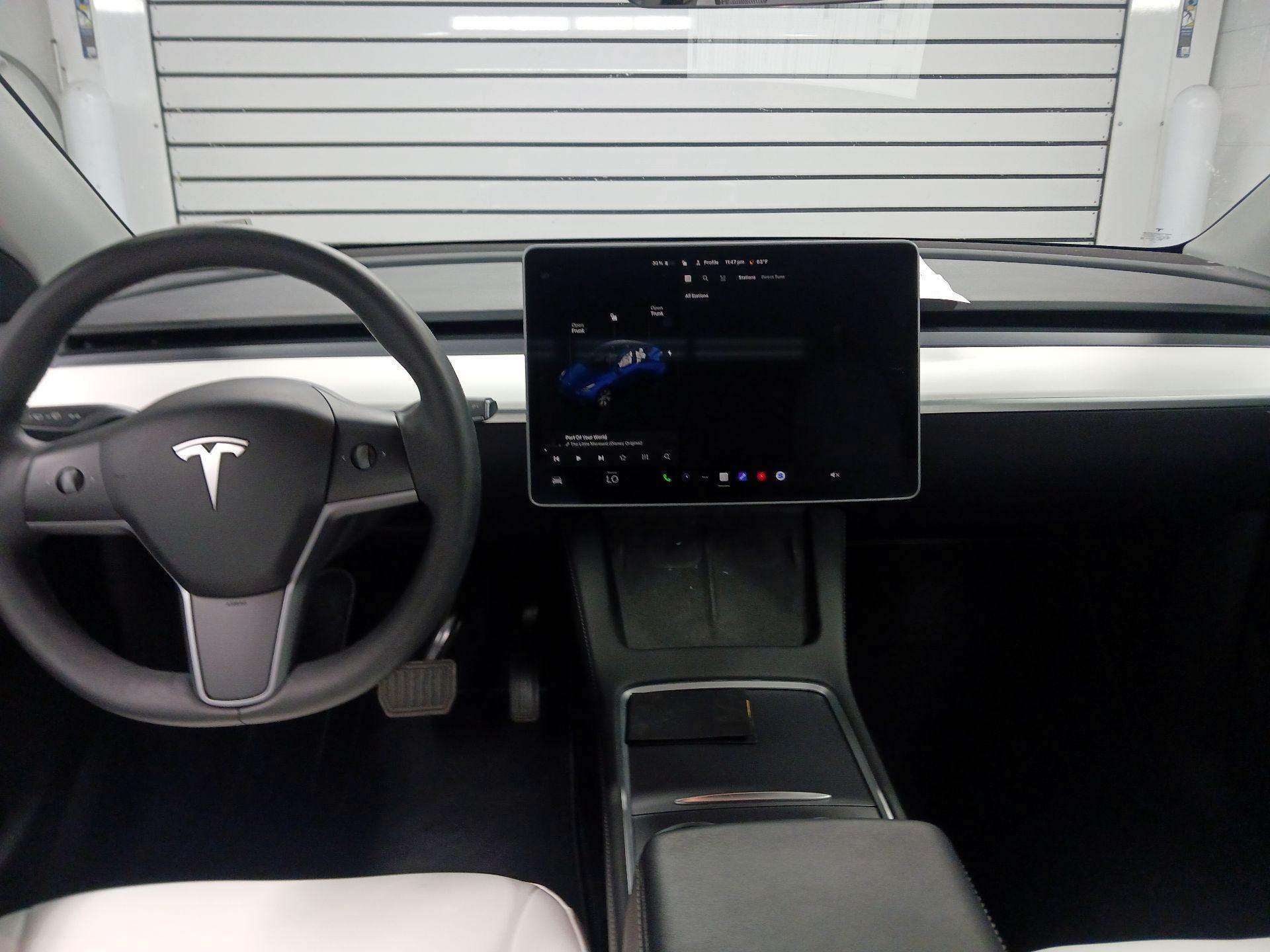 Thumbnail: 2023 Tesla Model Y - 8