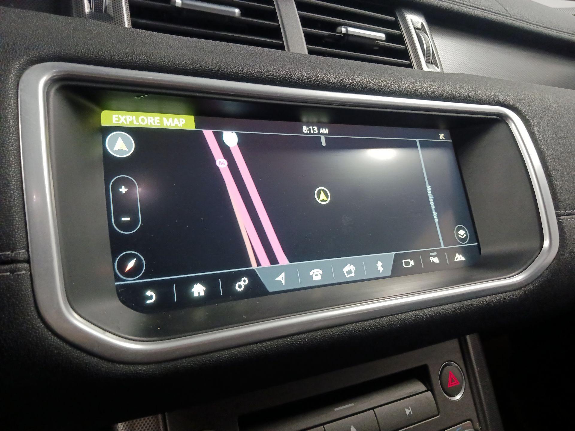 Thumbnail: 2019 Land Rover Range Rover Evoque - 12