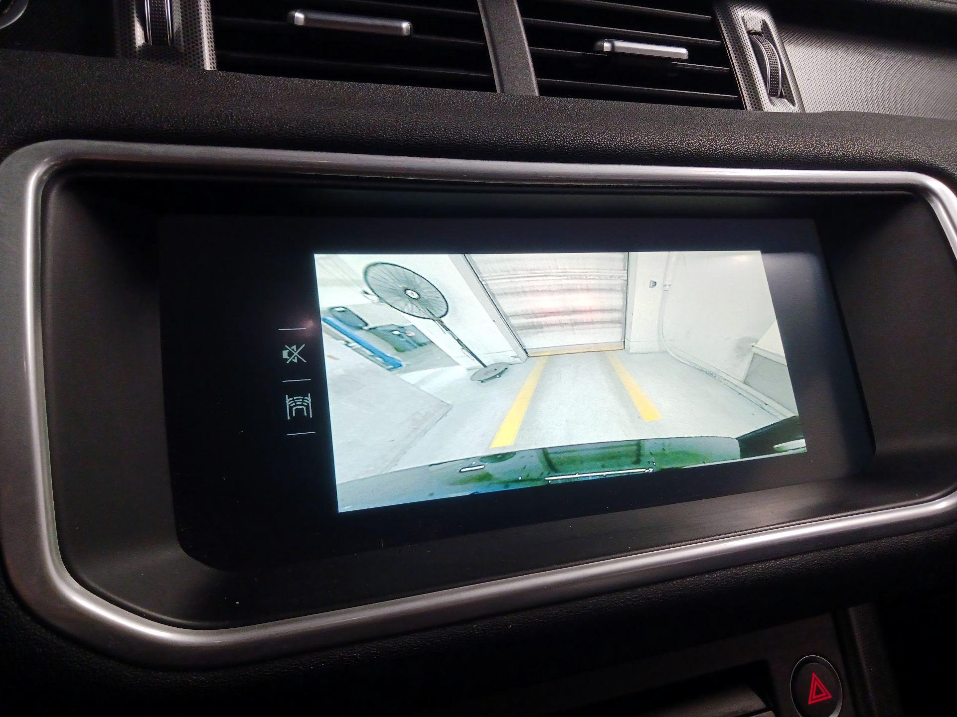 Thumbnail: 2019 Land Rover Range Rover Evoque - 13