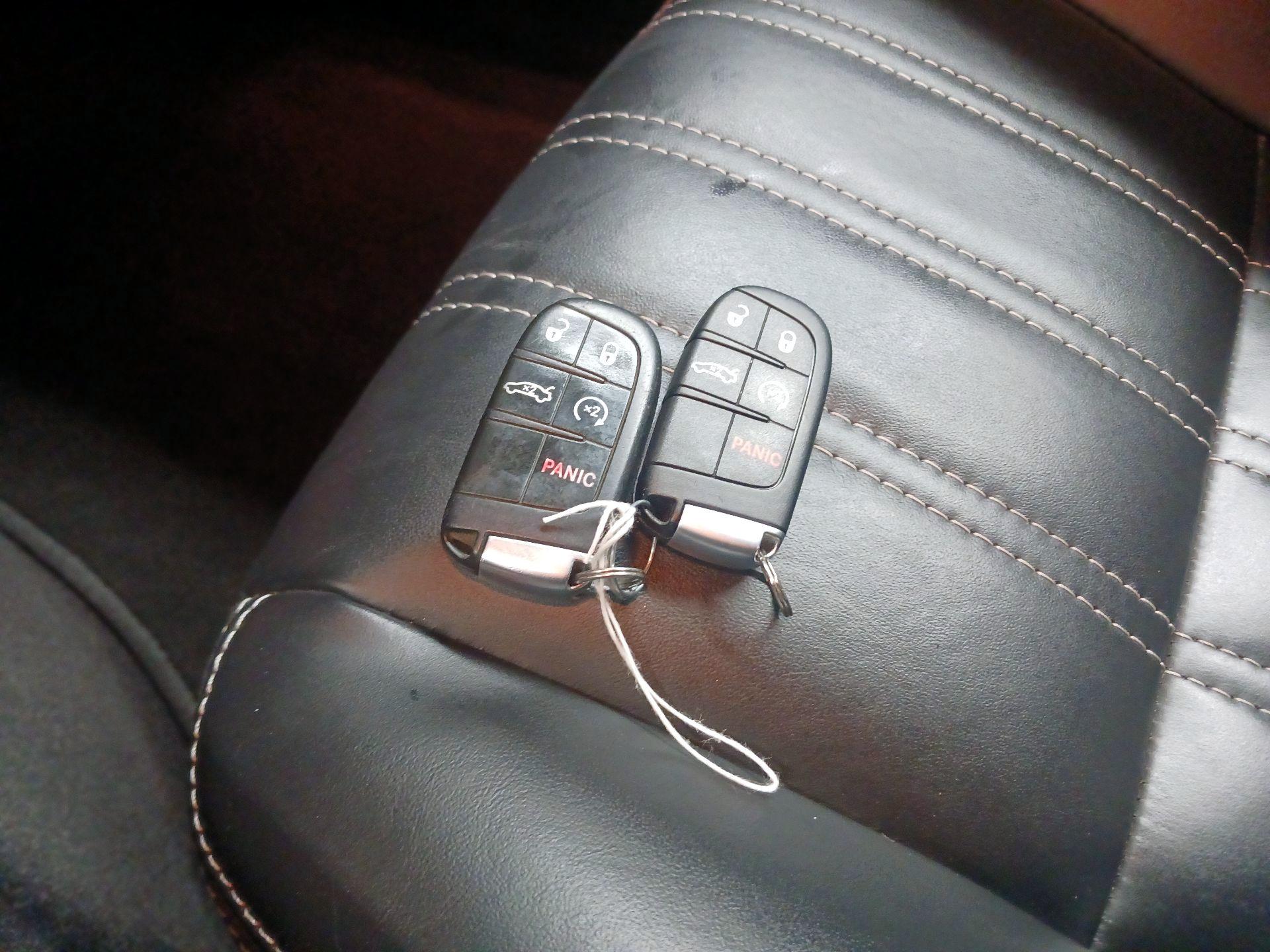 Thumbnail: 2018 Chrysler 300 - 20