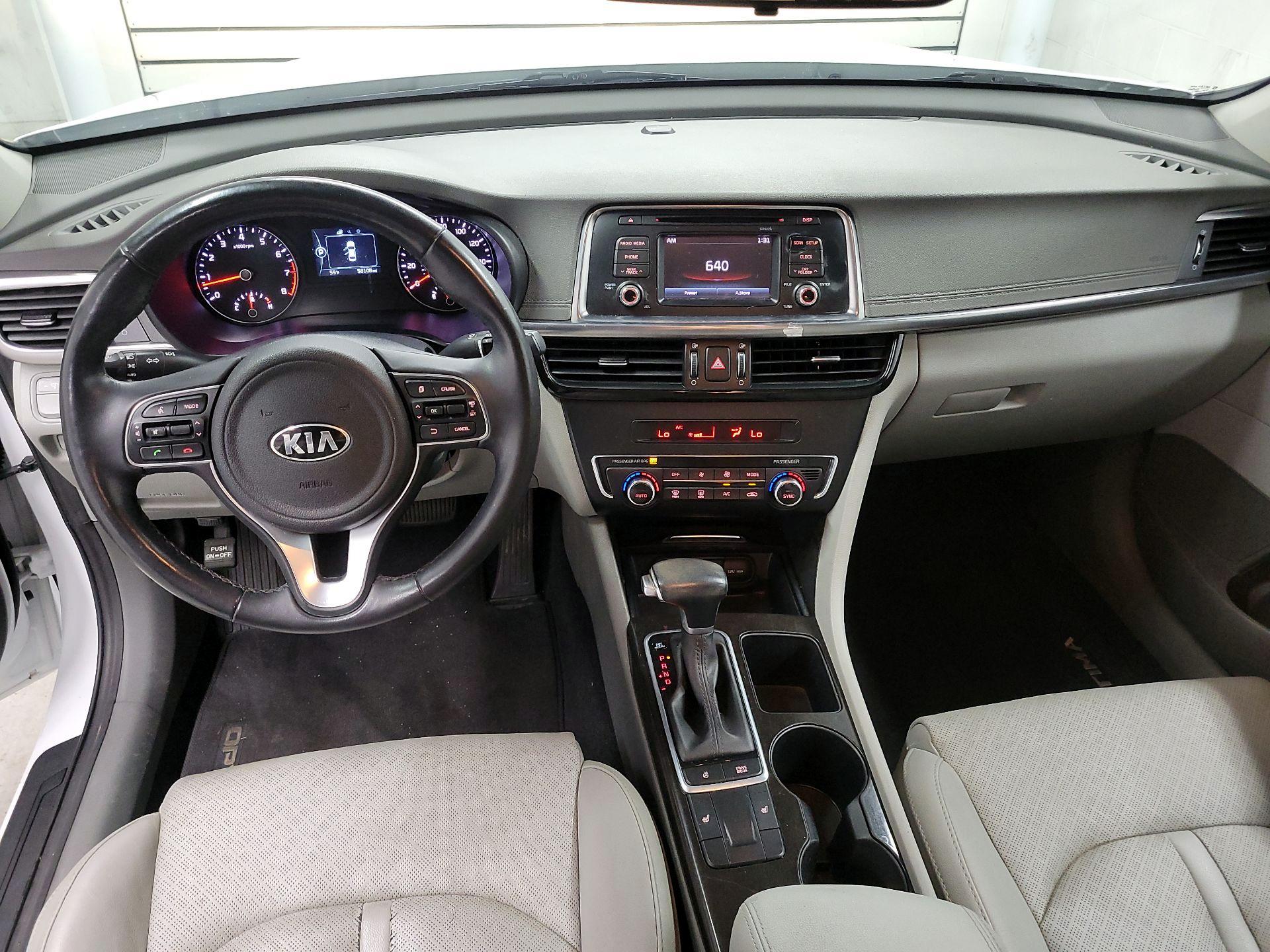 Thumbnail: 2016 Kia Optima - 8