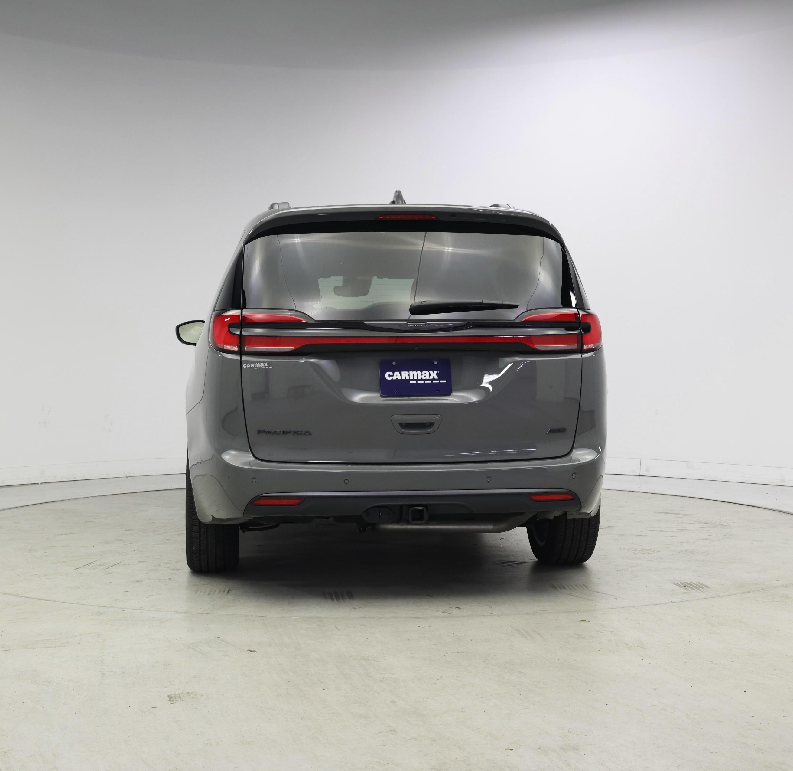 Thumbnail: 2023 Chrysler Pacifica - 6