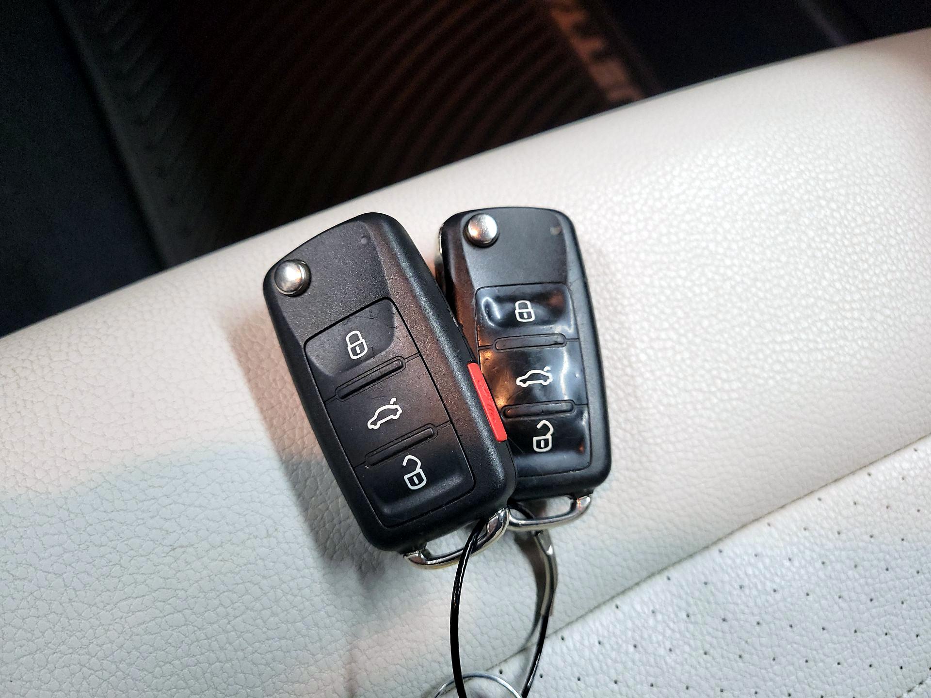 Thumbnail: 2016 Volkswagen Jetta - 18