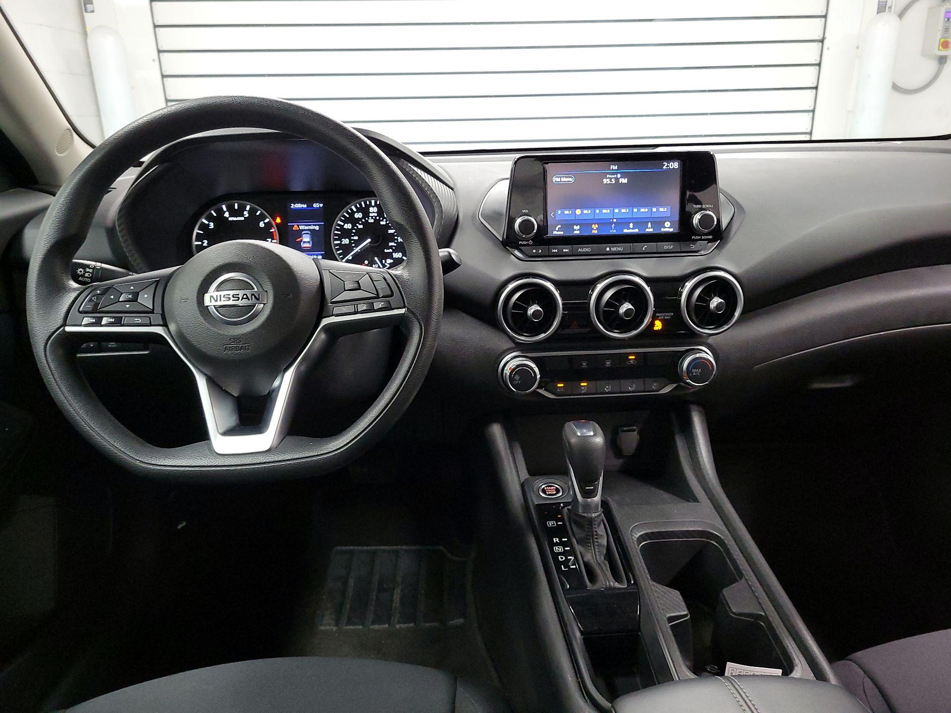 Thumbnail: 2022 Nissan Sentra - 9