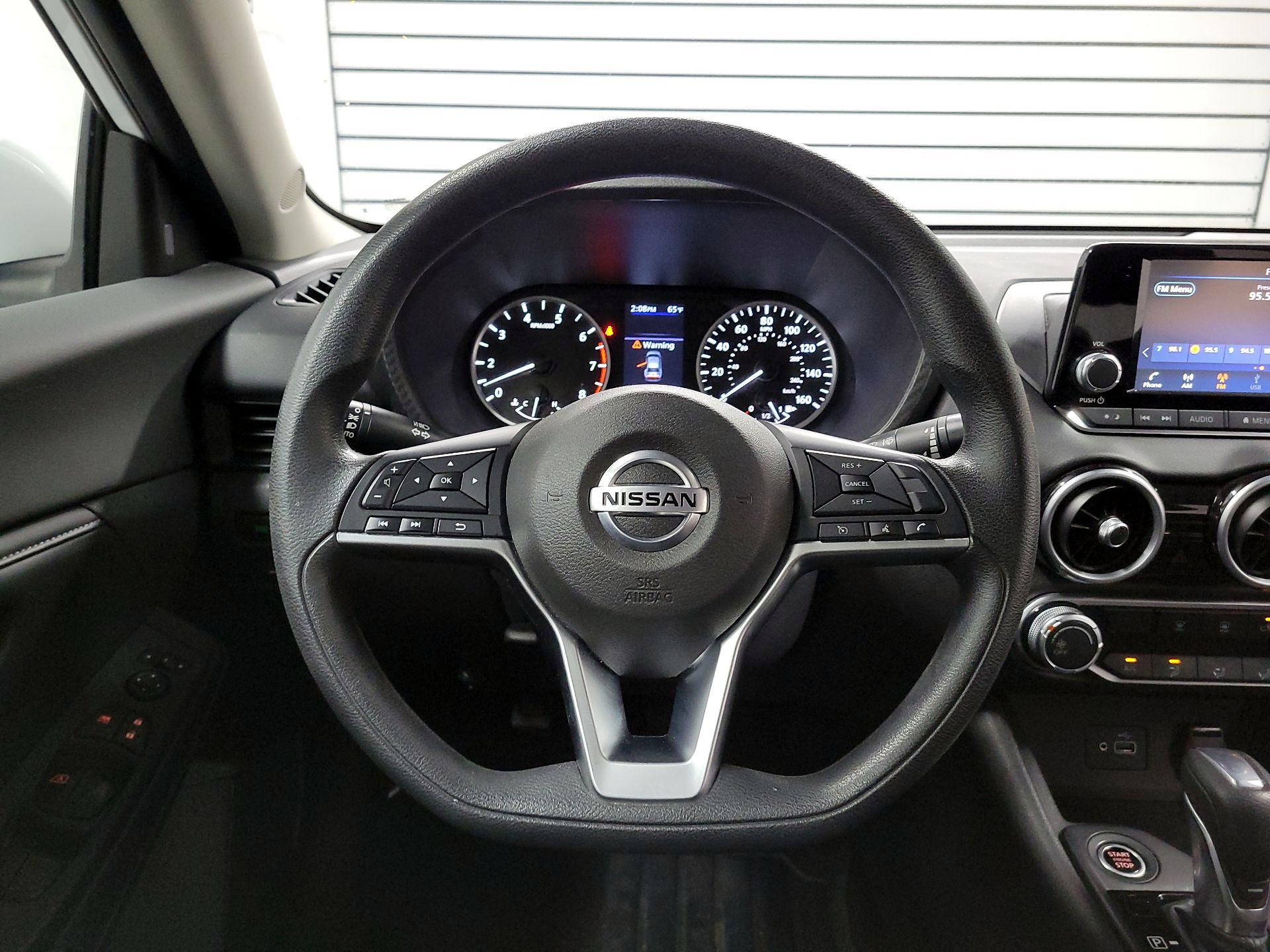 Thumbnail: 2022 Nissan Sentra - 10