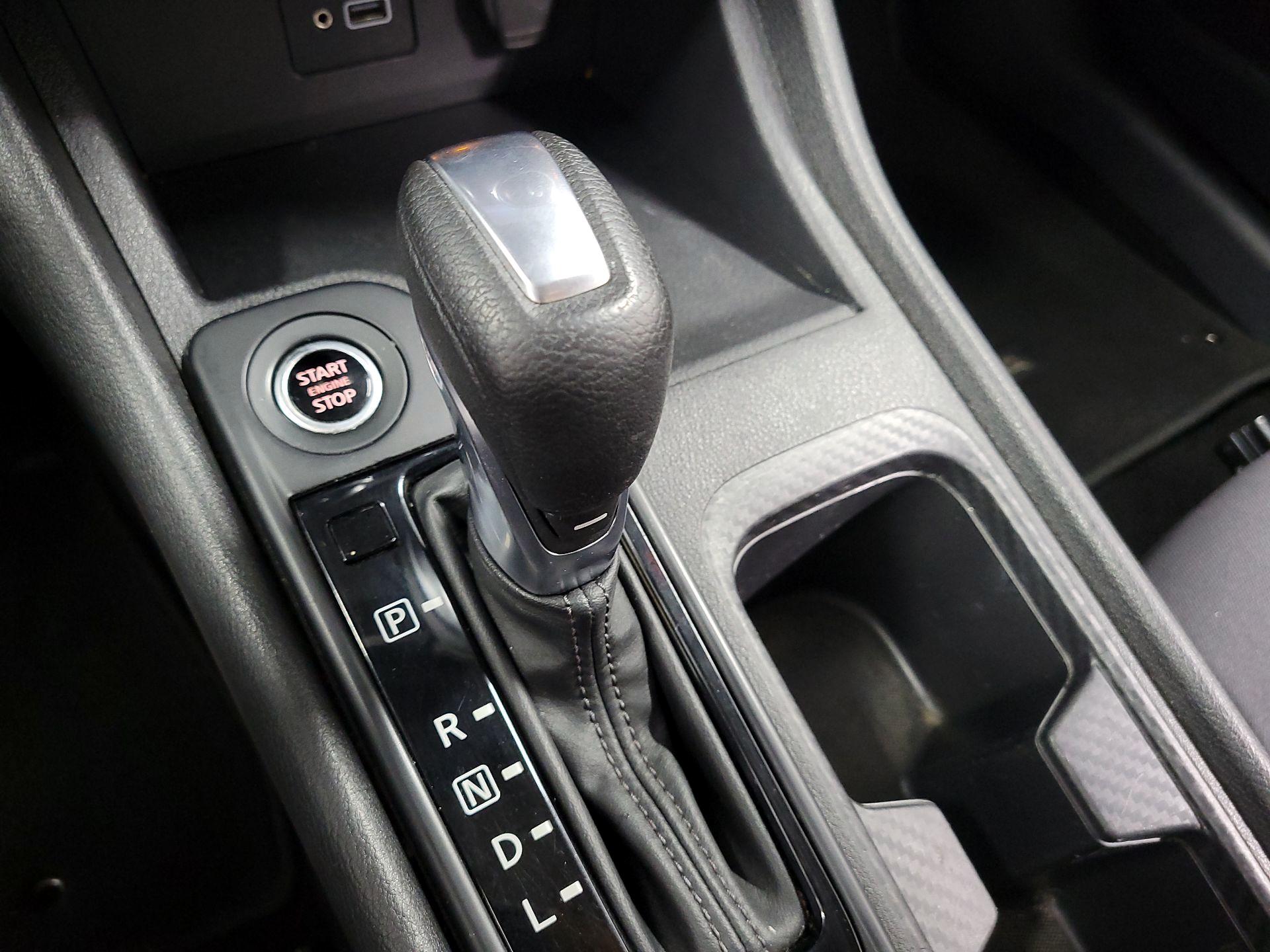 Thumbnail: 2022 Nissan Sentra - 16