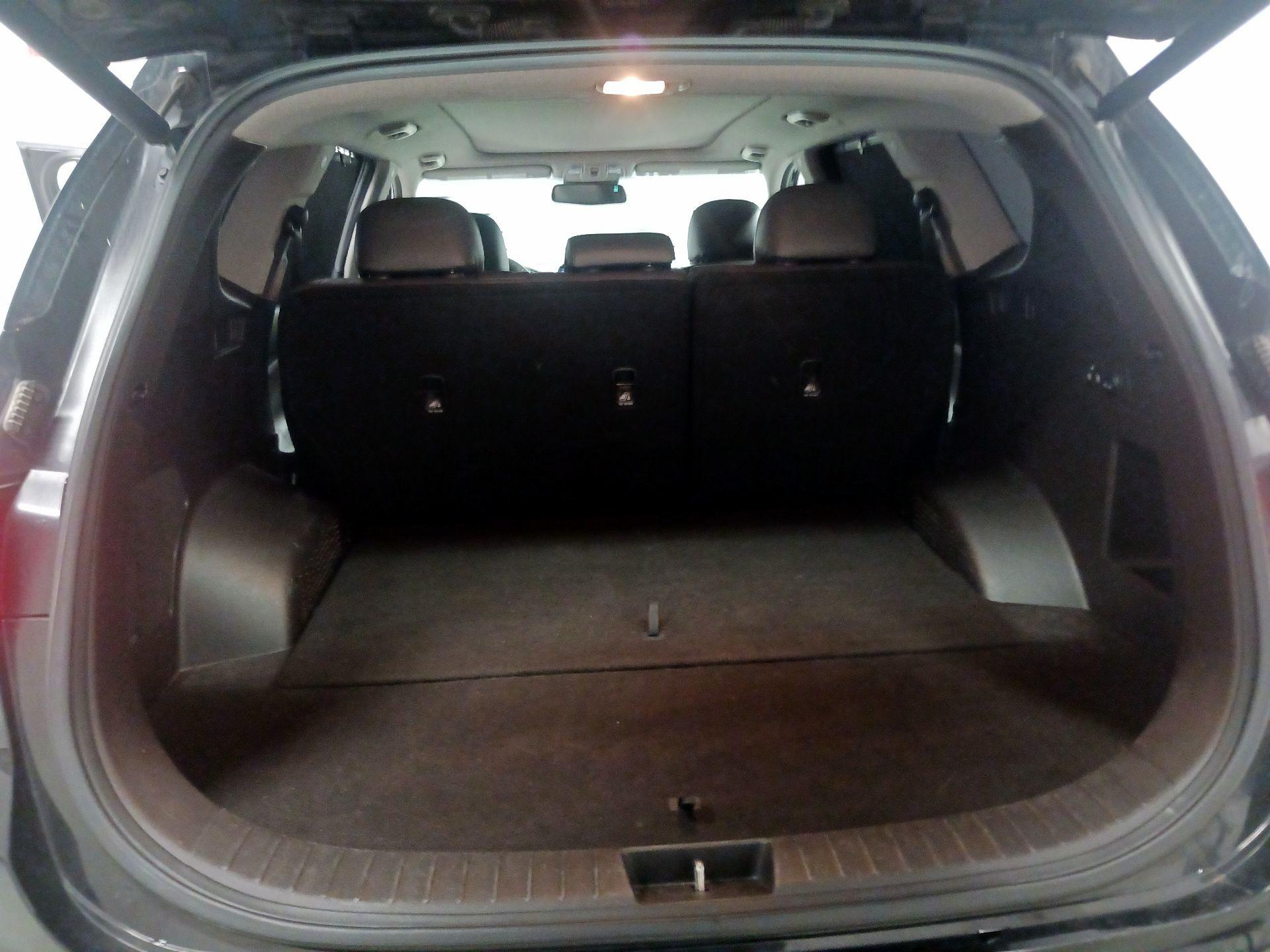 Thumbnail: 2020 Hyundai Santa Fe - 16