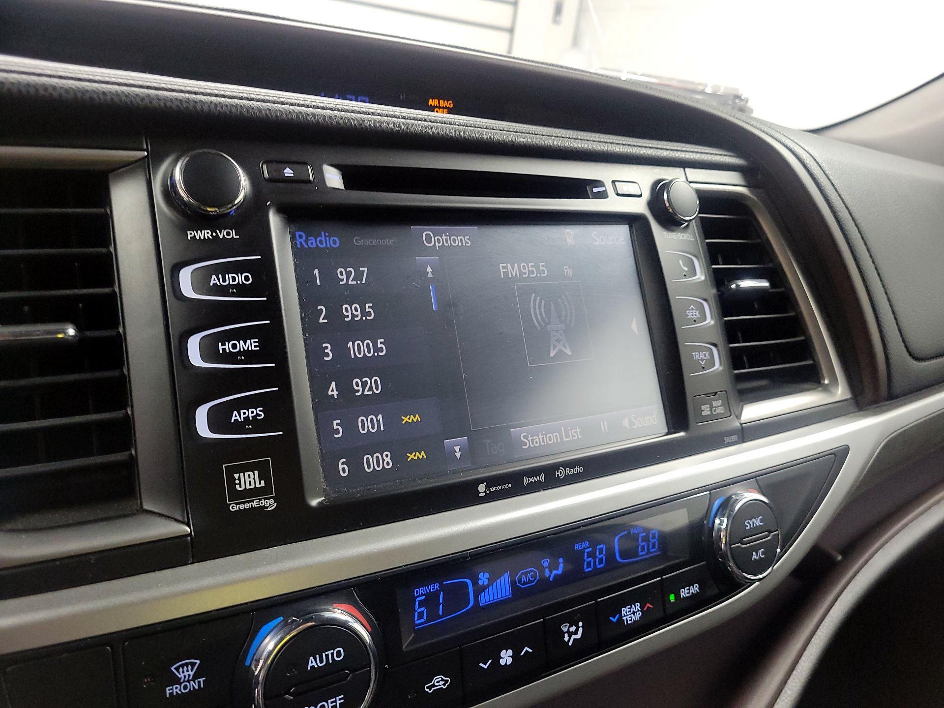 Thumbnail: 2017 Toyota Highlander - 11