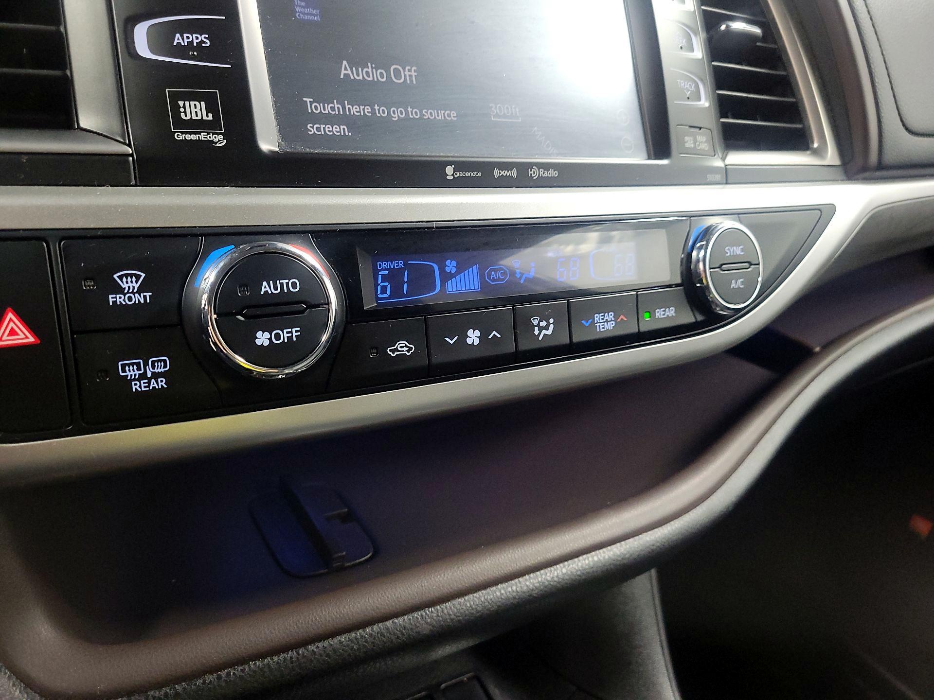 Thumbnail: 2017 Toyota Highlander - 12