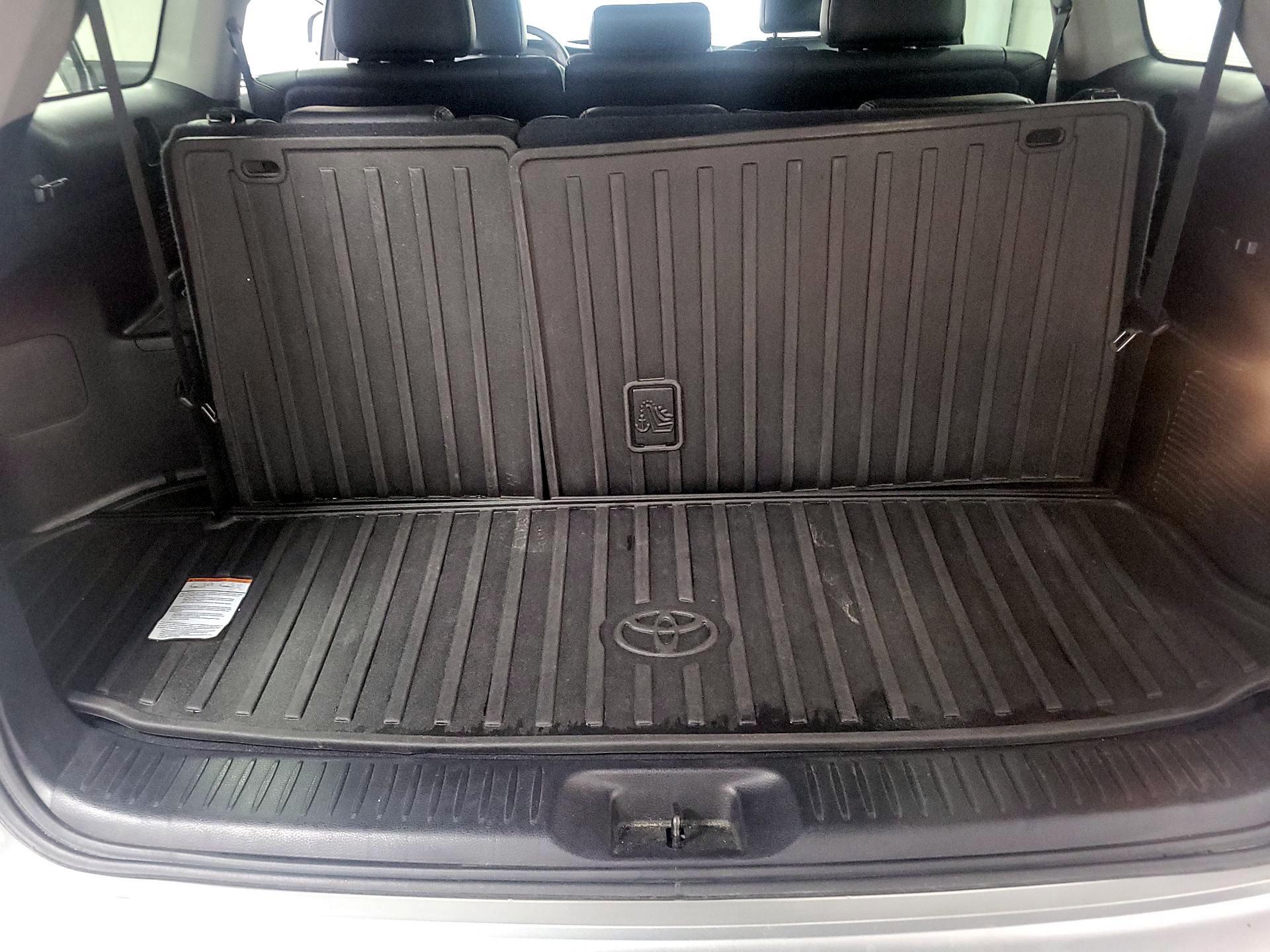 Thumbnail: 2017 Toyota Highlander - 14