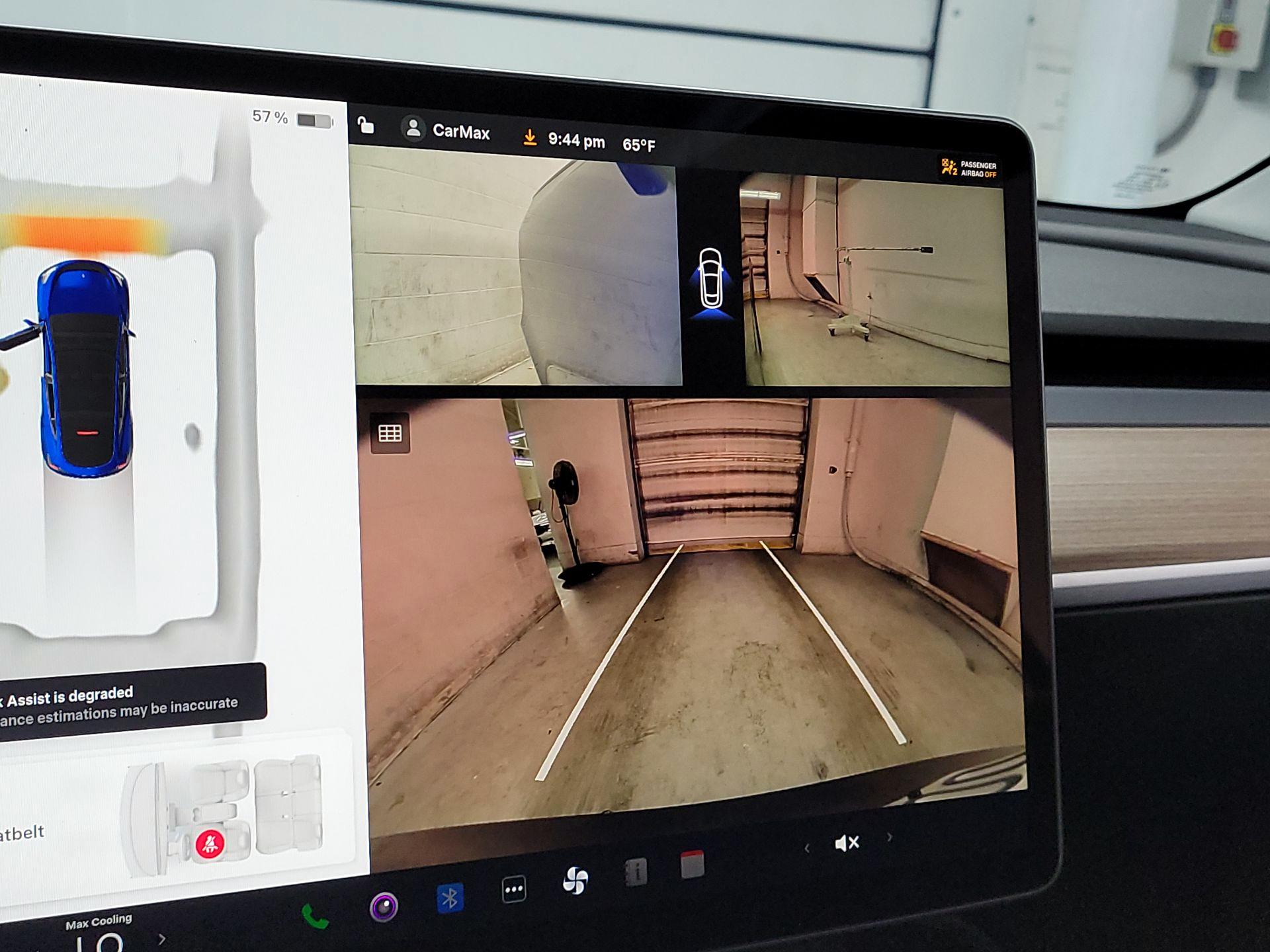 Thumbnail: 2024 Tesla Model Y - 11