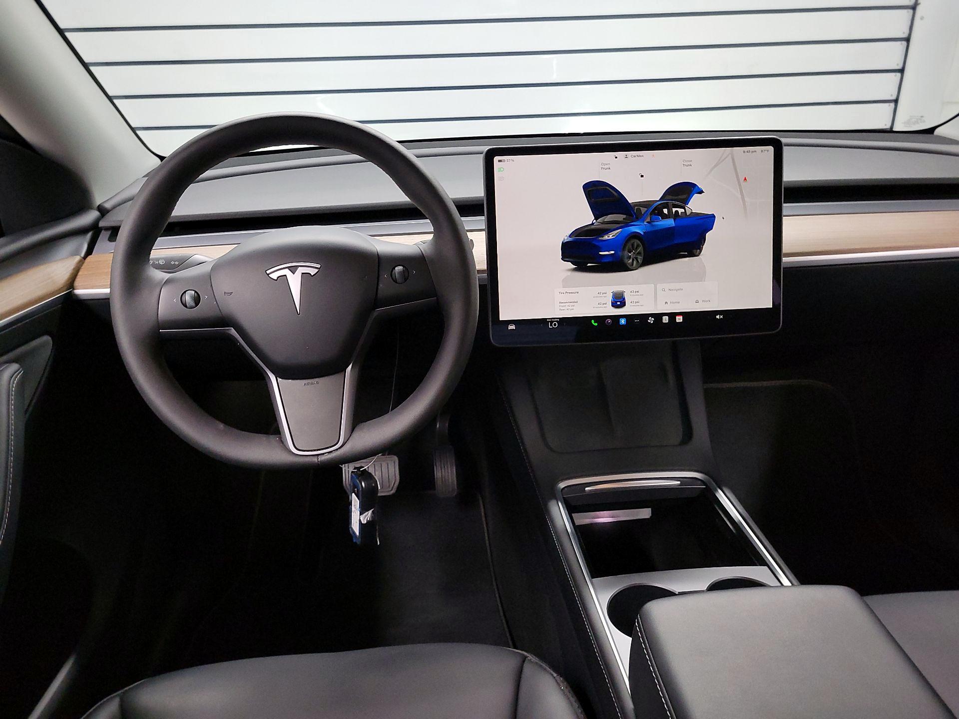 Thumbnail: 2024 Tesla Model Y - 8