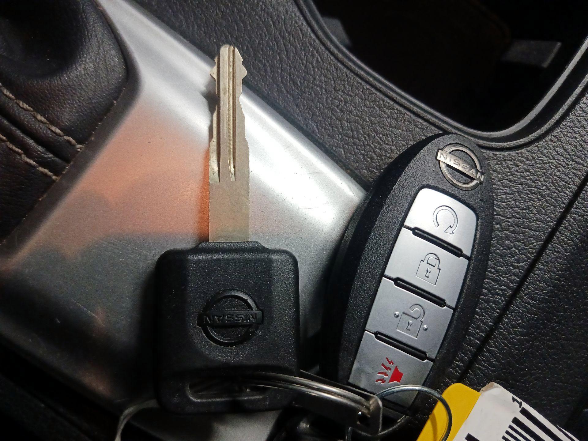 Thumbnail: 2022 Nissan Frontier - 17