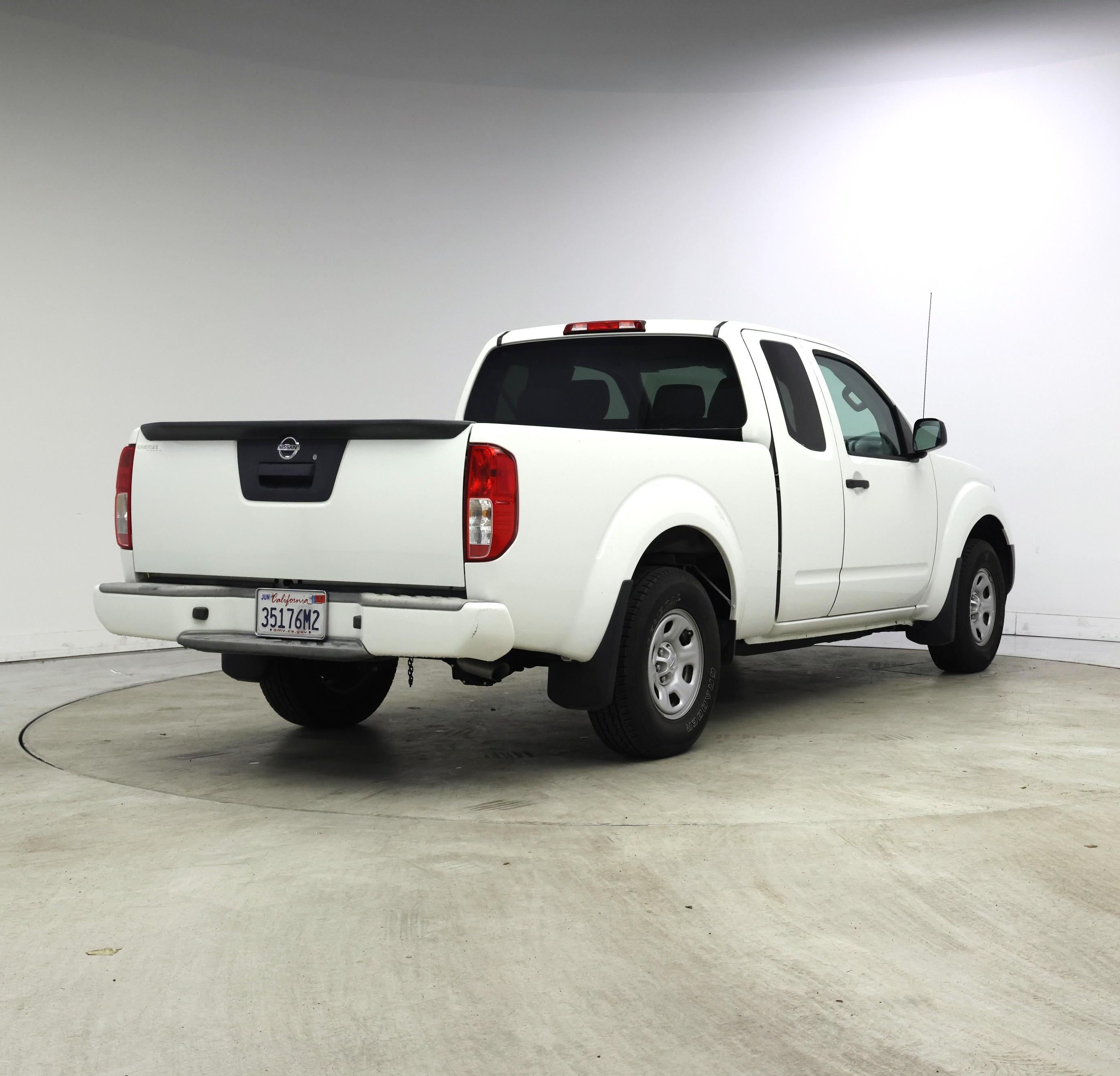 Thumbnail: 2017 Nissan Frontier - 8